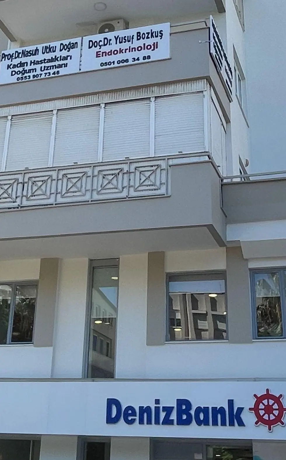 Clinic-provided photograph of Prof. Dr Nasuh Utku Doğan