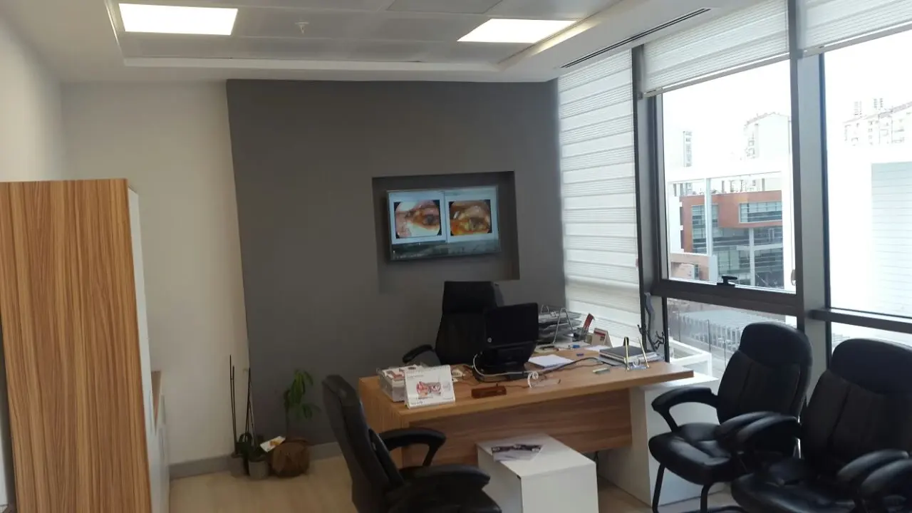 Clinic-provided photograph of Prof. Dr Haldun Oğuz