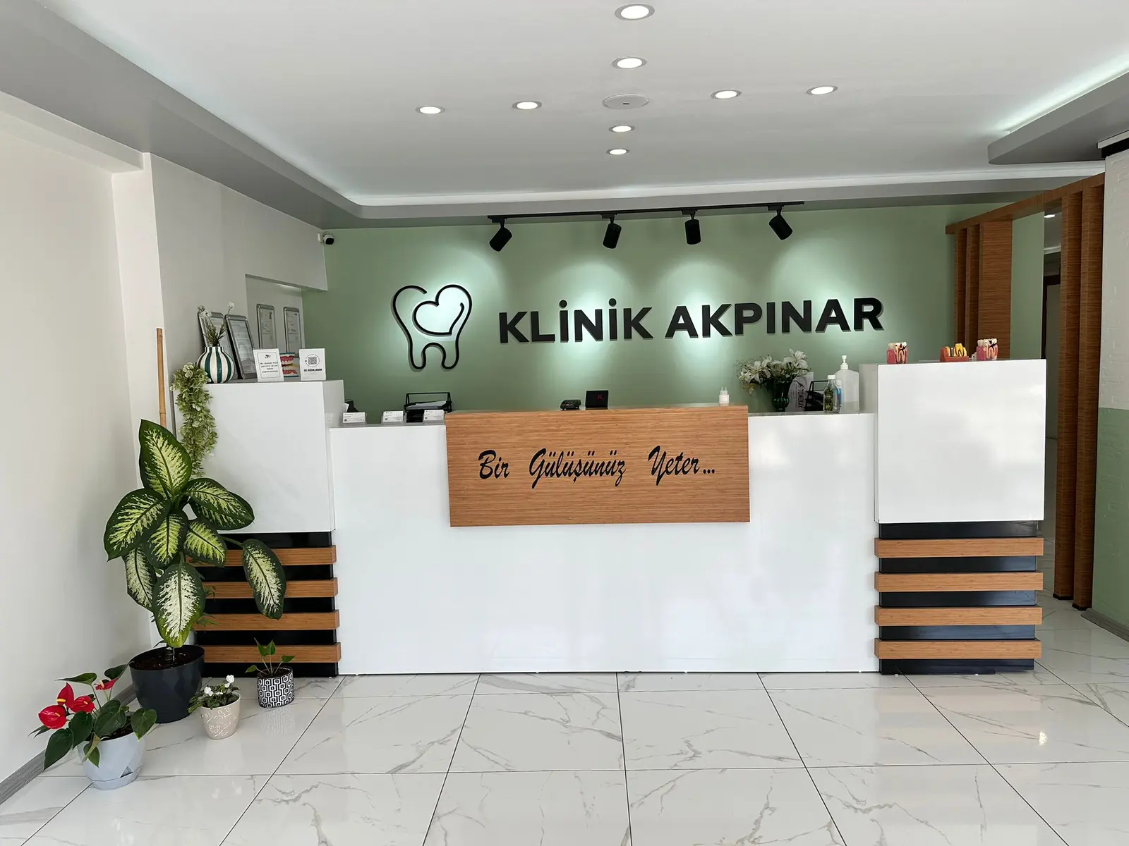 Clinic-provided photograph of Akpınar Dental Clinic