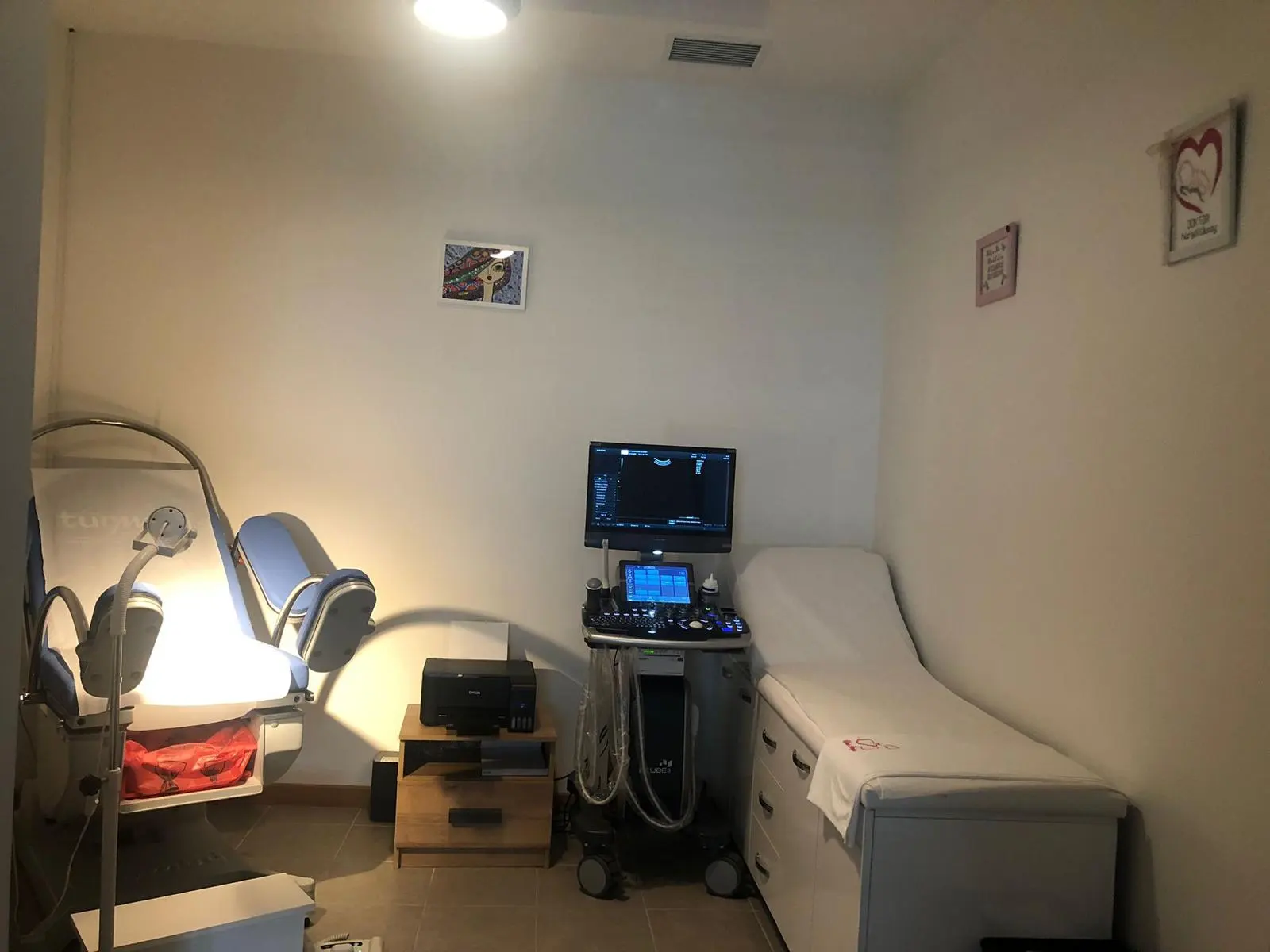 Clinic-provided photograph of Dr Nurgül Ulusoy (Çelikaslan)