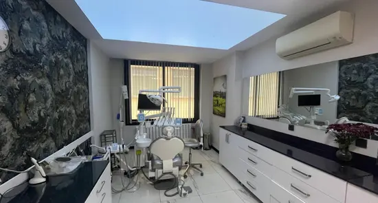 Clinic-provided photograph of Turkuaz Cadde Dental Clinic