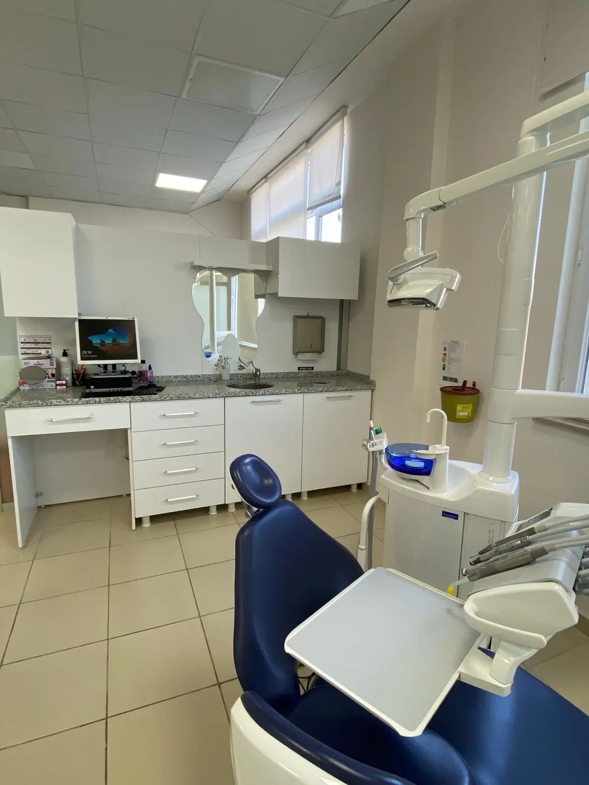 Clinic-provided photograph of Niğde Ömer Halisdemir University Dental Hospital