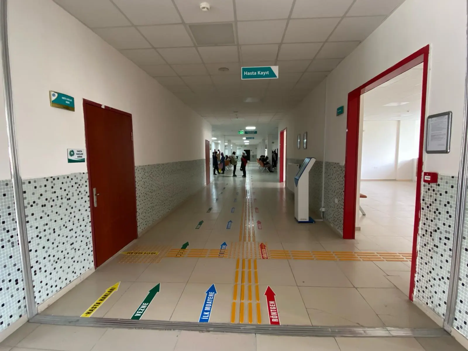 Clinic-provided photograph of Niğde Ömer Halisdemir University Dental Hospital