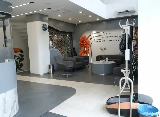 Von der Klinik bereitgestelltes Foto von Yüceler Zahnklinik