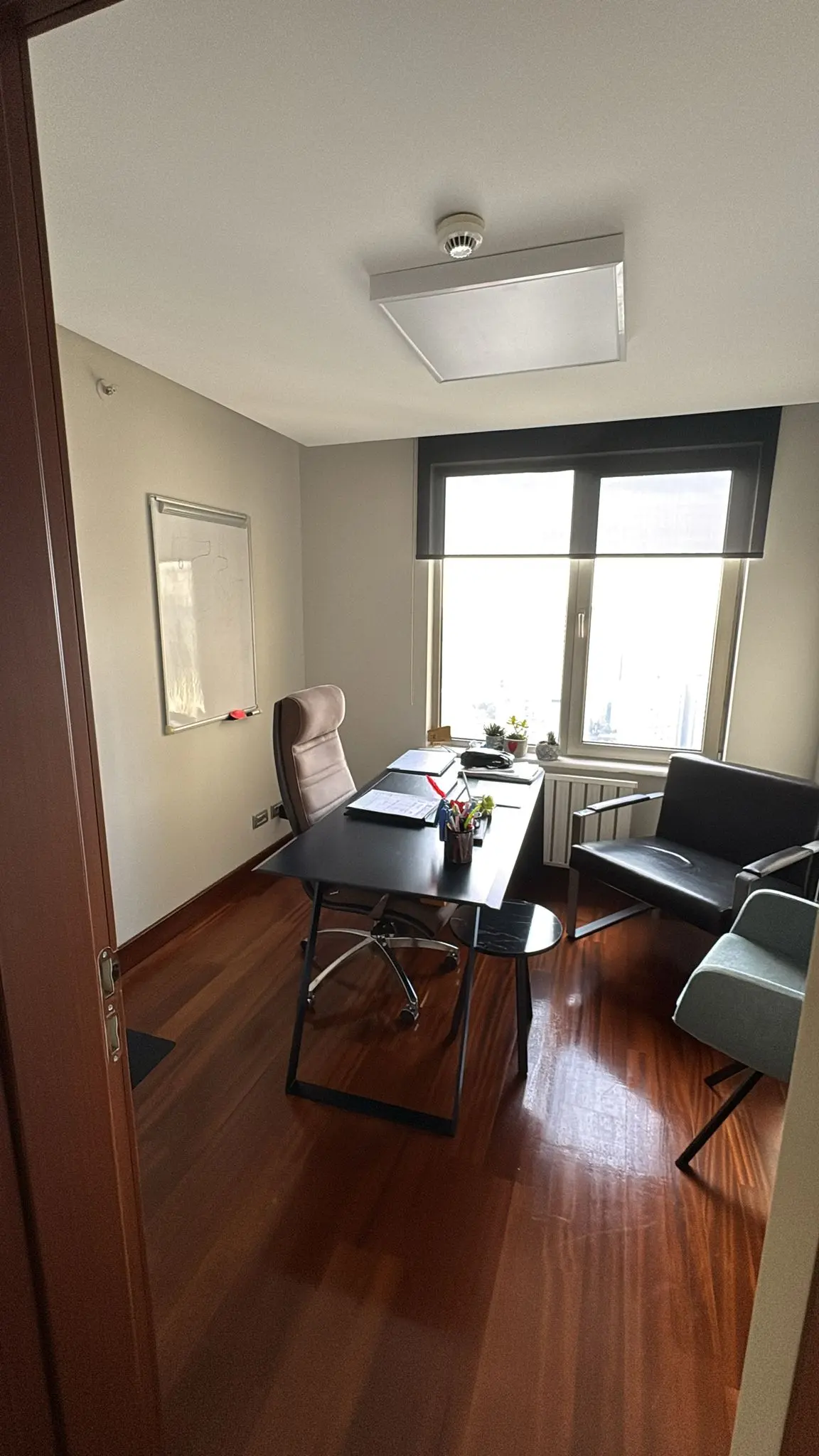 Clinic-provided photograph of Prof. Dr Nurettin Umut Barbaros