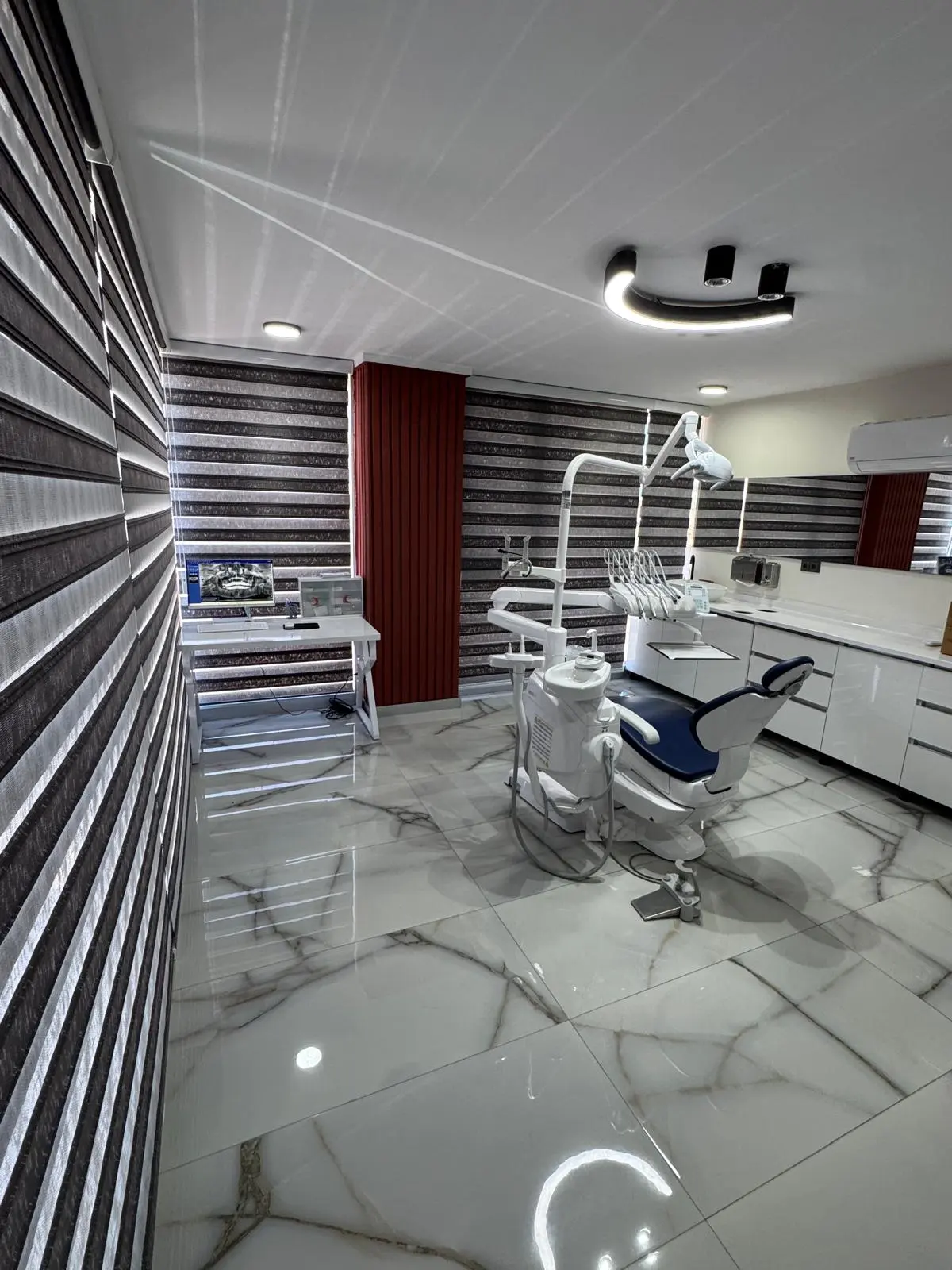 Clinic-provided photograph of Over The Moon Smile