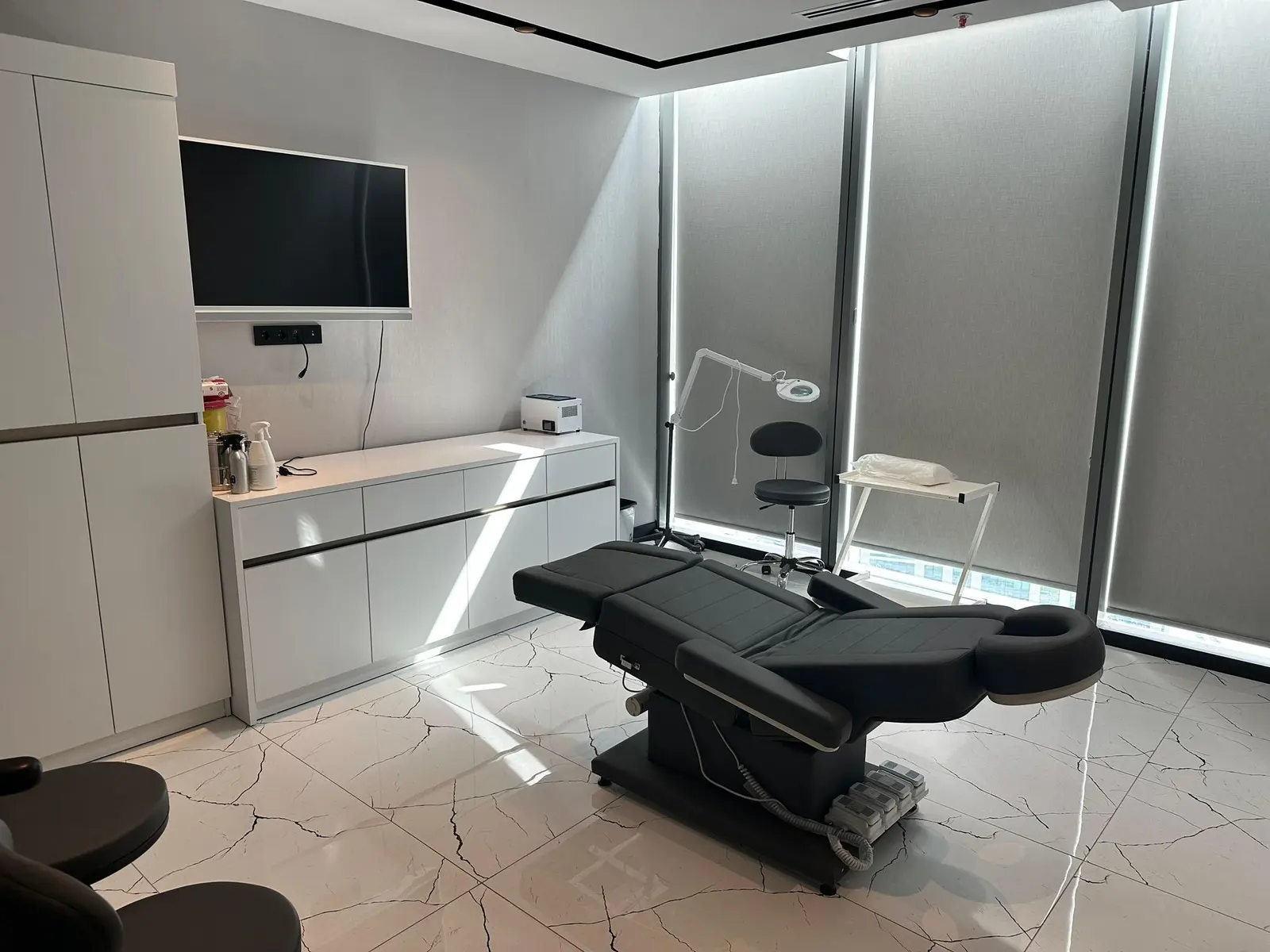 Von der Klinik bereitgestelltes Foto von Dr. Bekir Bek