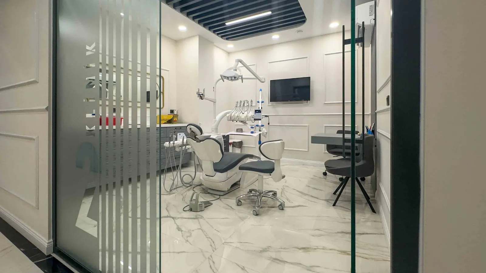 Clinic-provided photograph of ALK Dental Clinic