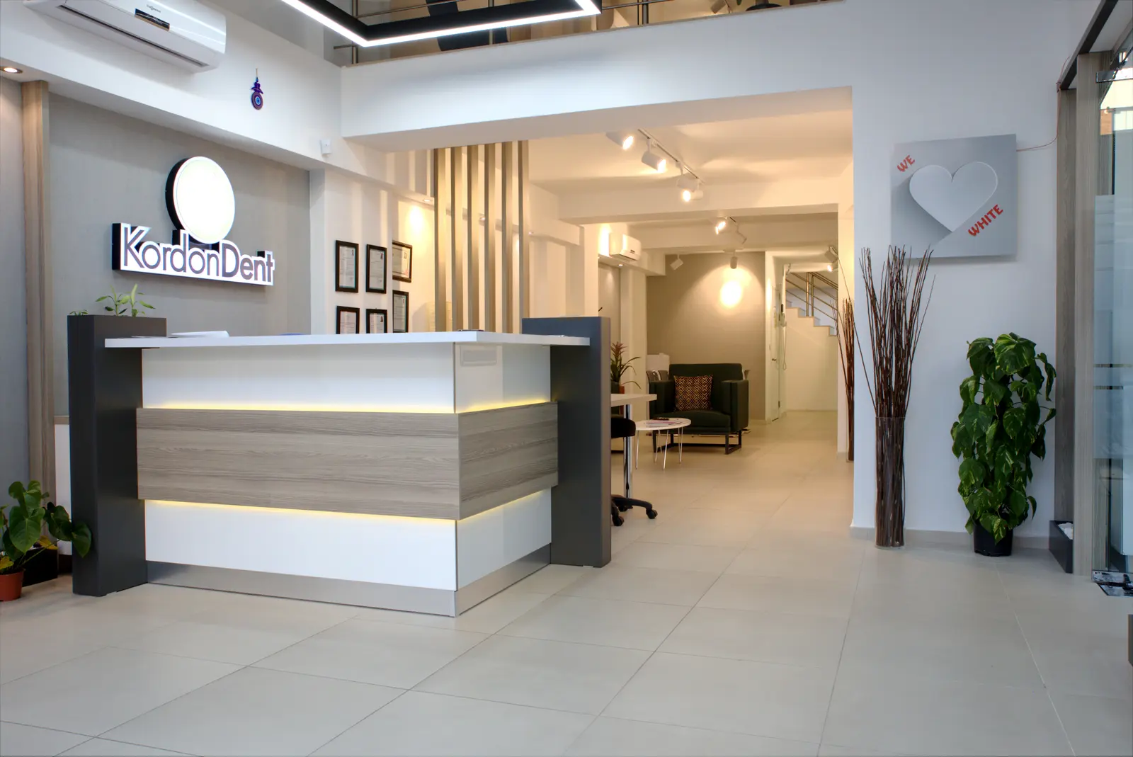 Clinic-provided photograph of KordonDent Karşıyaka Dental Clinic
