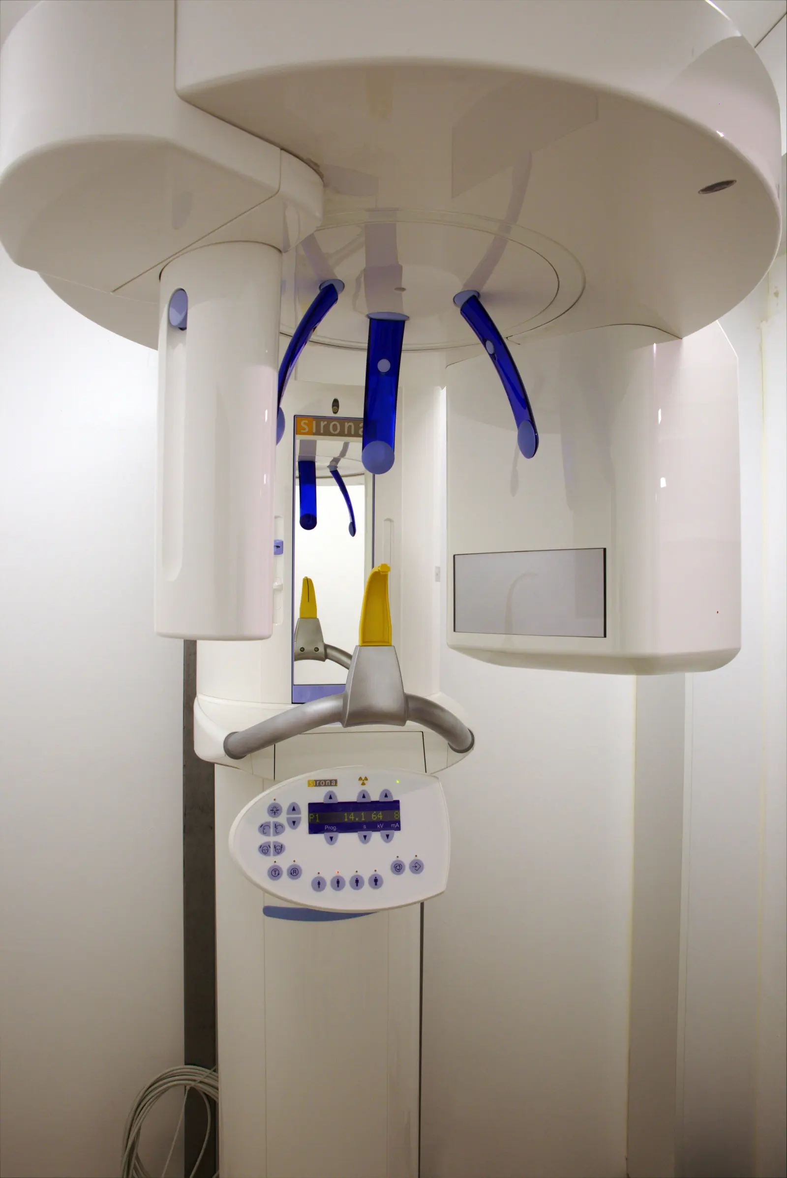 Clinic-provided photograph of KordonDent Karşıyaka Dental Clinic