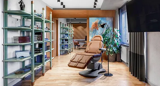 Von der Klinik bereitgestelltes Foto von Dr. Kamil Güray Yeşiladalı