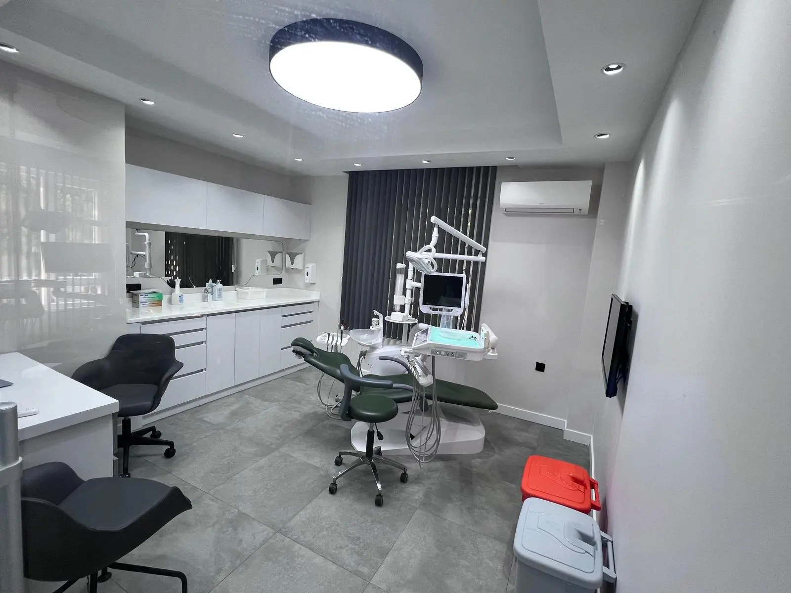 Clinic-provided photograph of Dr Engin Çetin