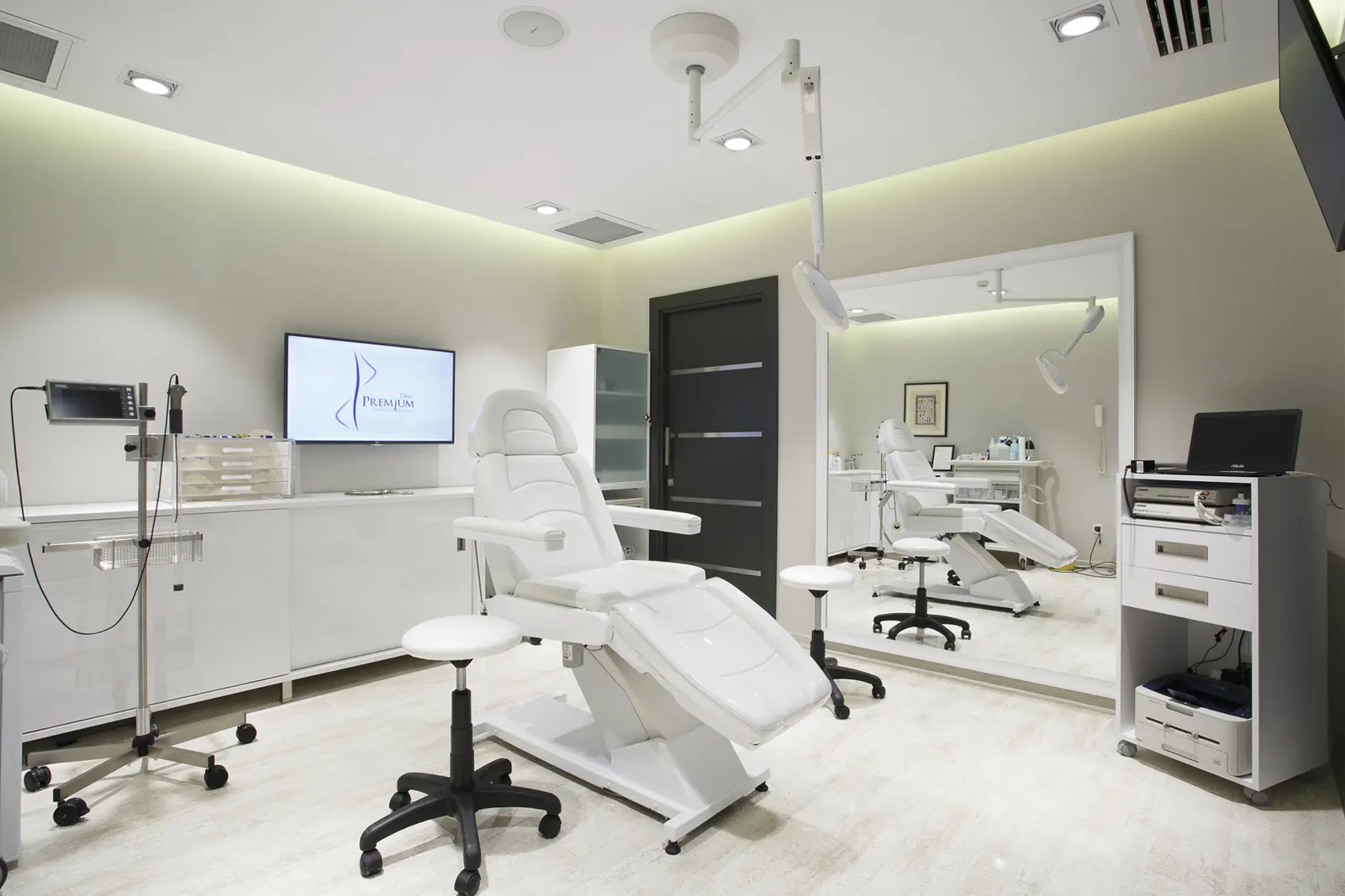 Von der Klinik bereitgestelltes Foto von Prof. Dr. Haldun Kamburoğlu