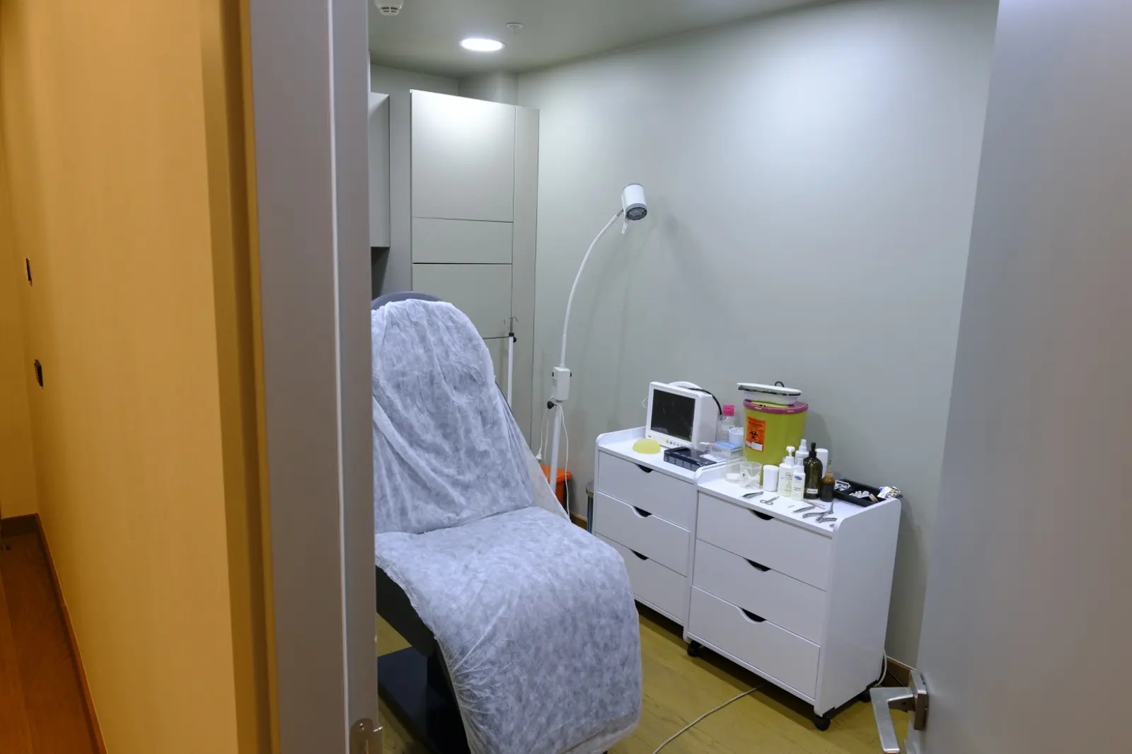 Clinic-provided photograph of Prof. Dr İlker Yazıcı