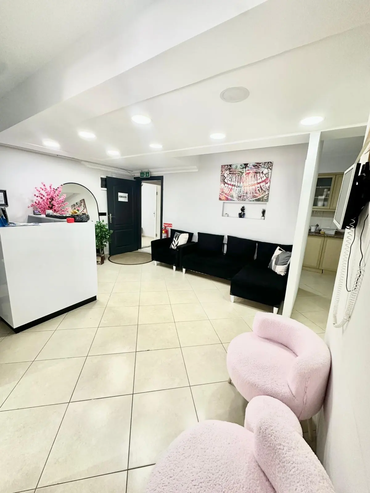 Clinic-provided photograph of Dr İlayda Kurban Gürsel