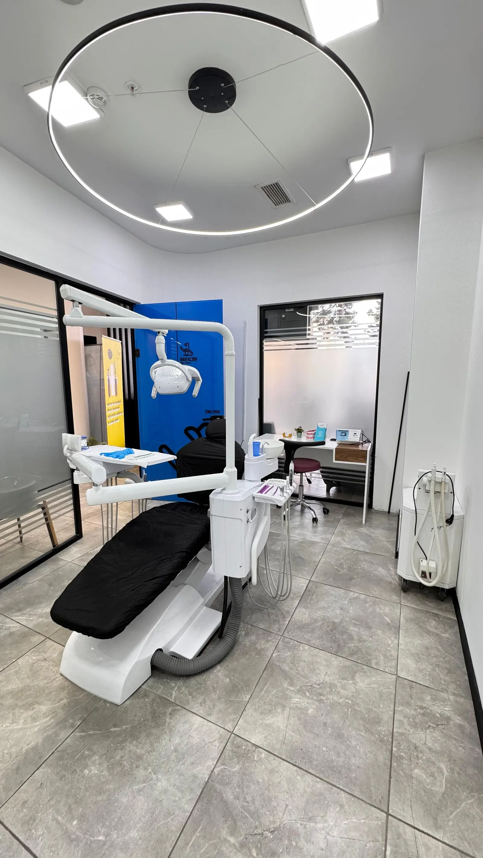 Von der Klinik bereitgestelltes Foto von Rahat Zahnklinik