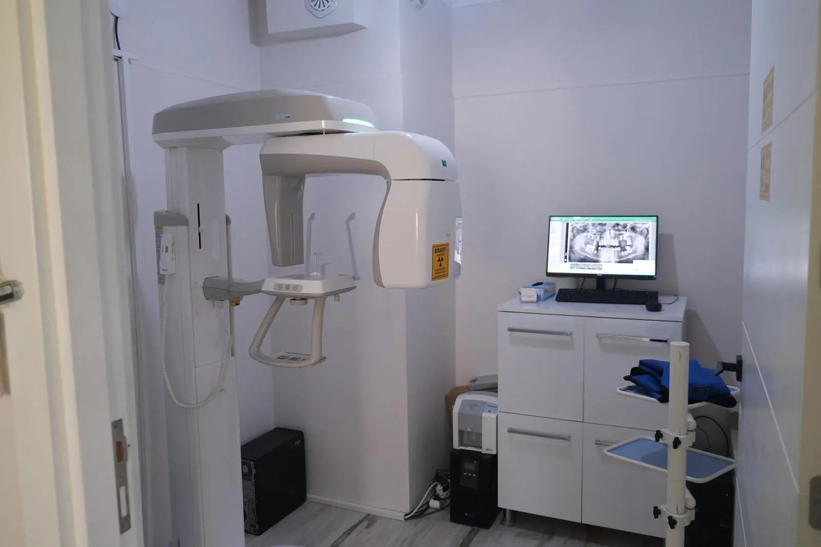 Clinic-provided photograph of Dr Şerife Özbunar Kurt