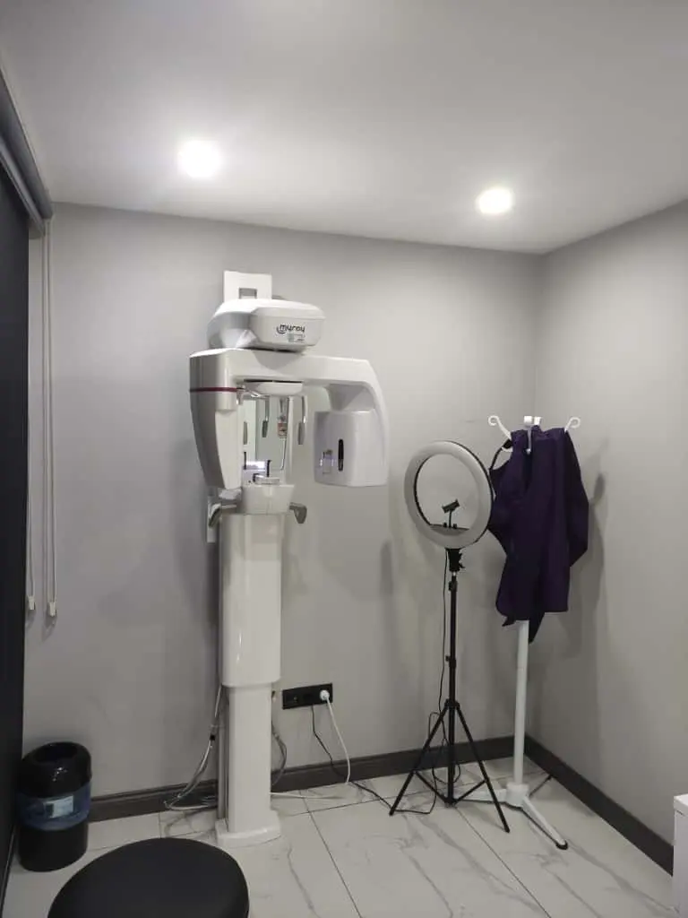 Clinic-provided photograph of İzy Dent