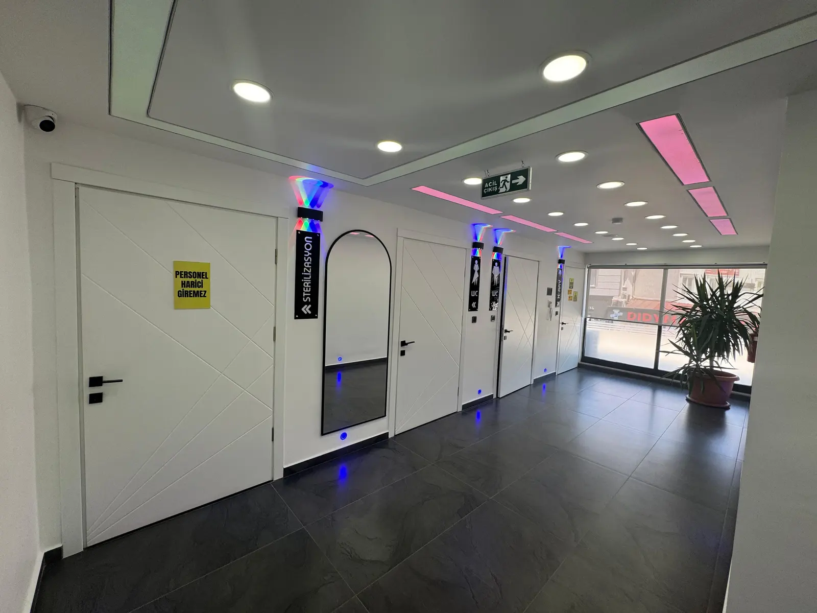 Clinic-provided photograph of Es Munzur Dental