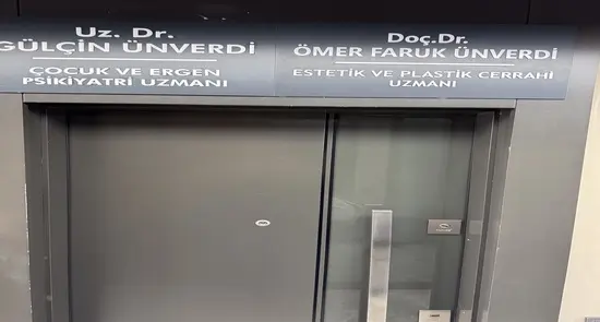 Clinic-provided photograph of Assoc. Prof. Dr Ömer Faruk Ünverdi