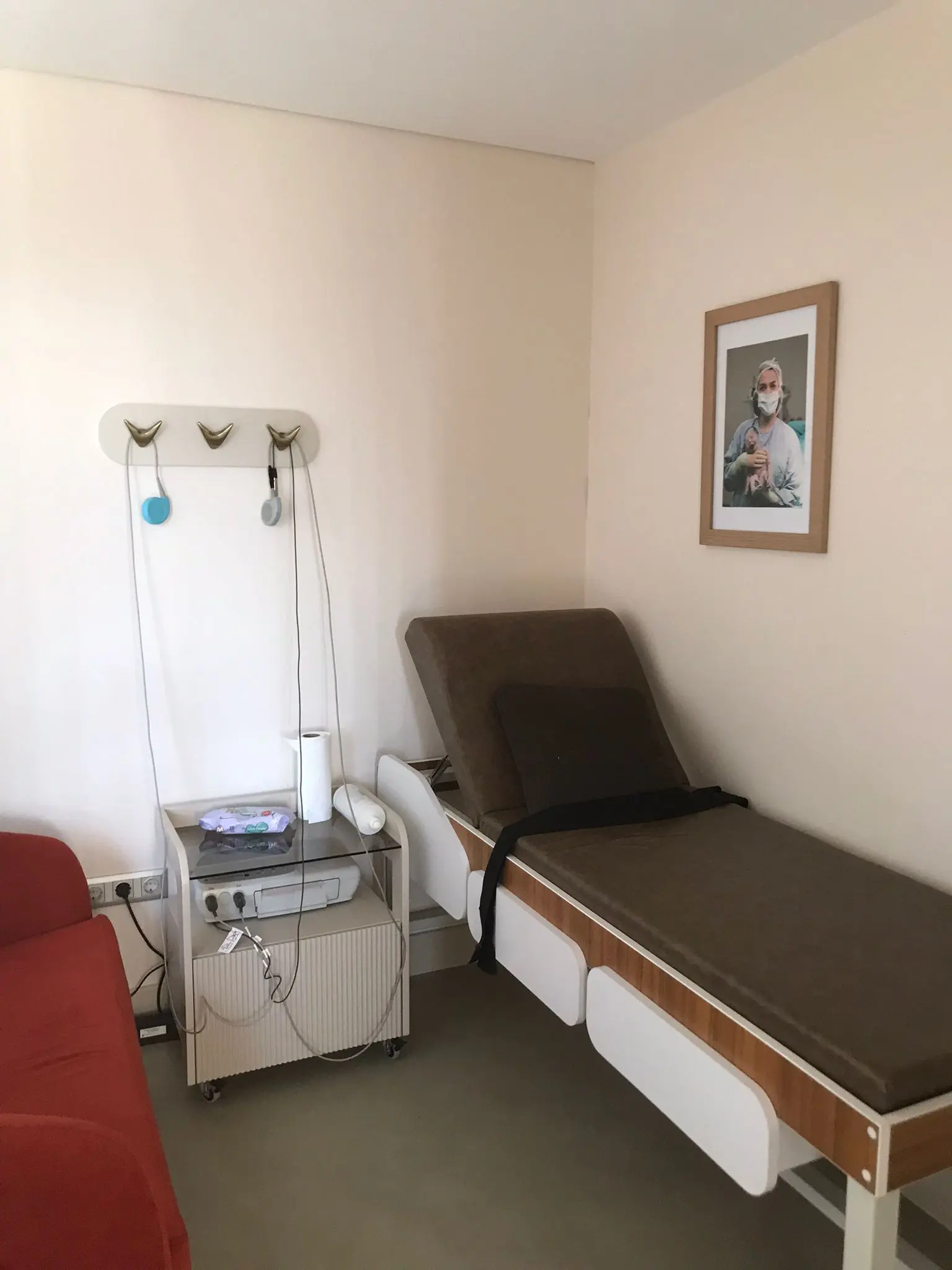 Clinic-provided photograph of Dr Ağavni Tezenli Nergis