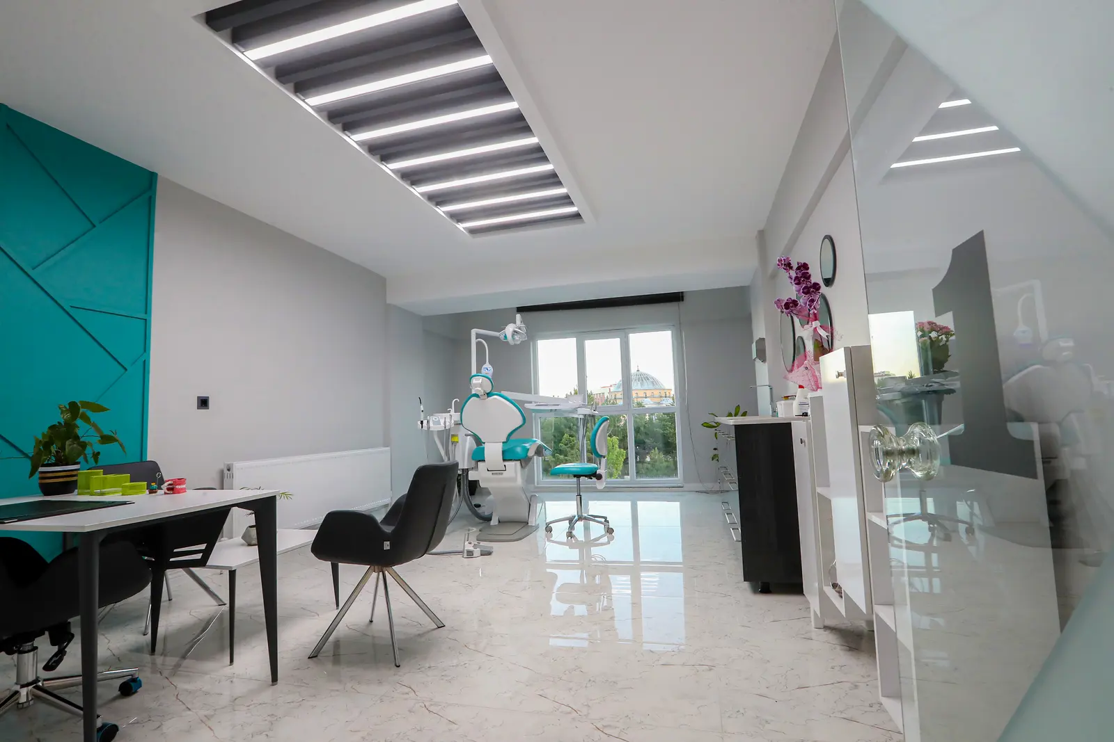 Clinic-provided photograph of Aydent Dental Clinic