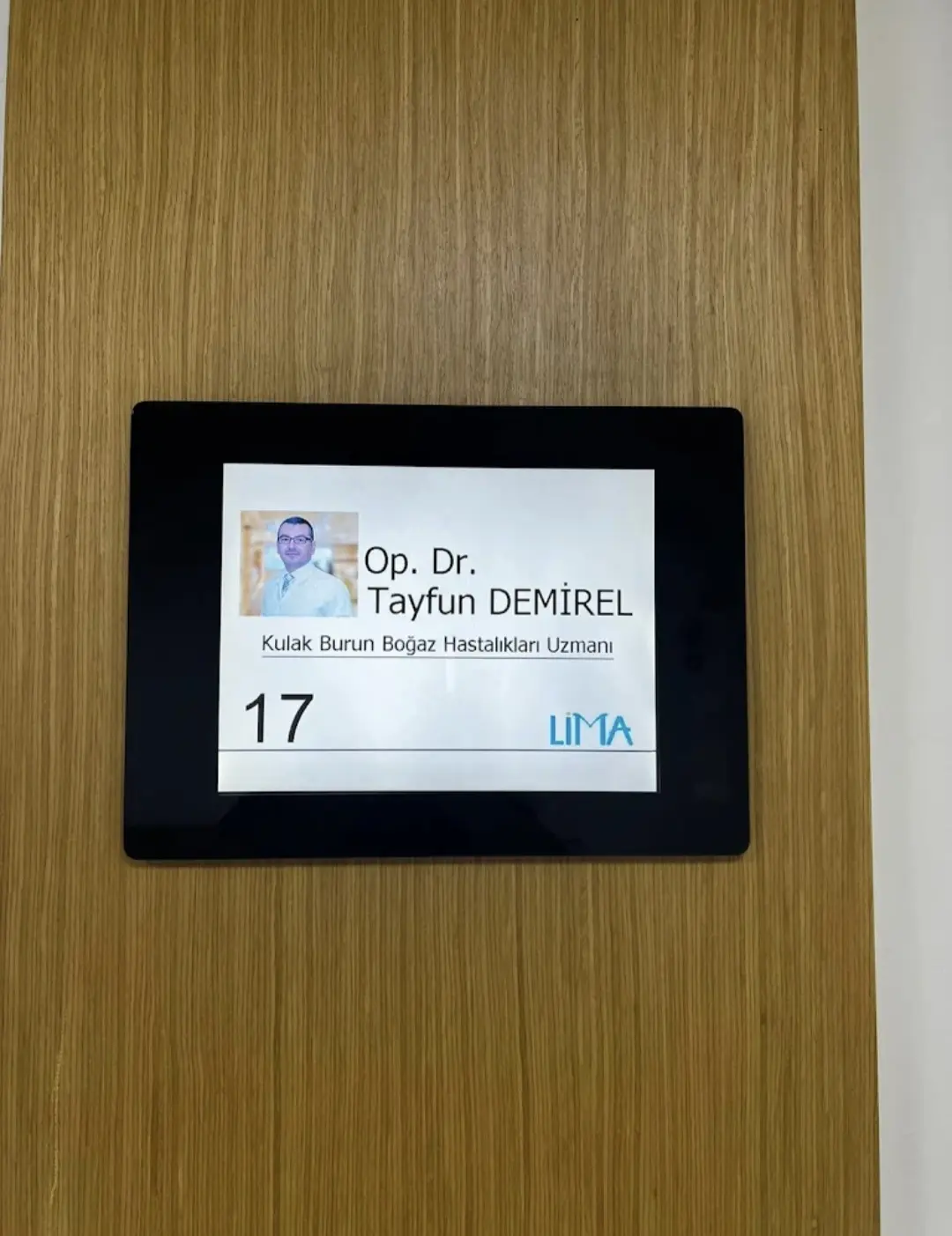 Von der Klinik bereitgestelltes Foto von Dr. Tayfun Demirel