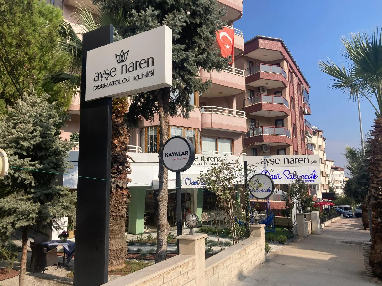 Von der Klinik bereitgestelltes Foto von Dr. Ayşe Naren