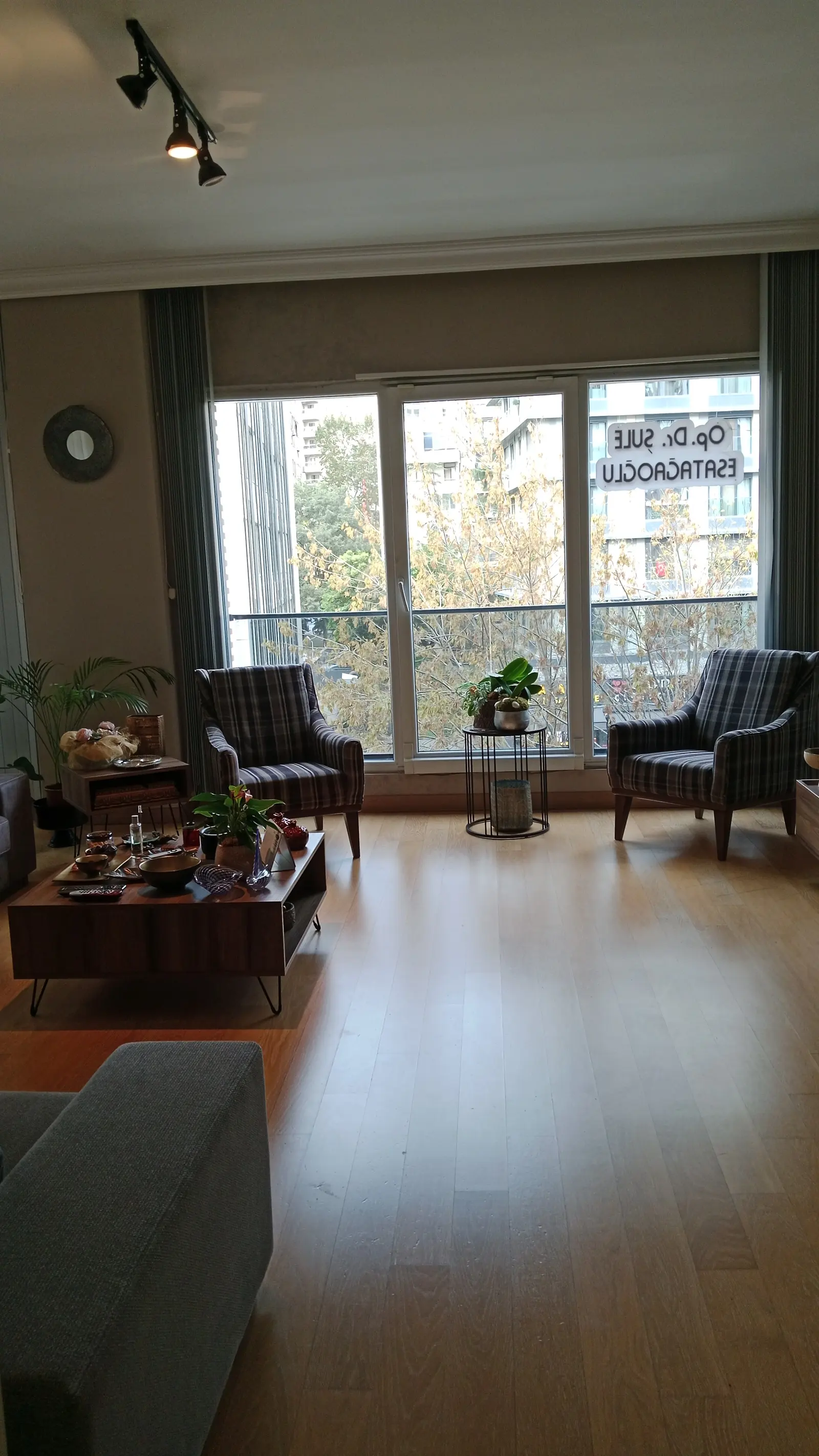 Von der Klinik bereitgestelltes Foto von Dr. Şule Esatağaoğlu