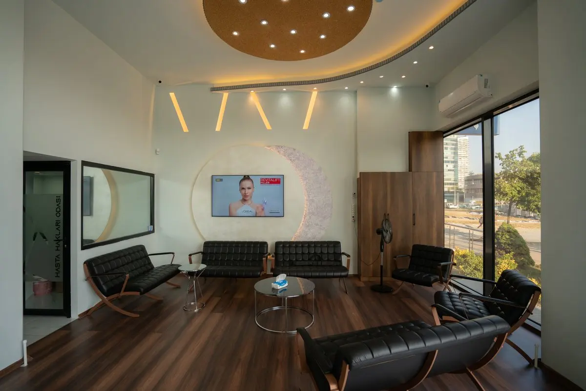 Clinic-provided photograph of Ora Dental Clinic
