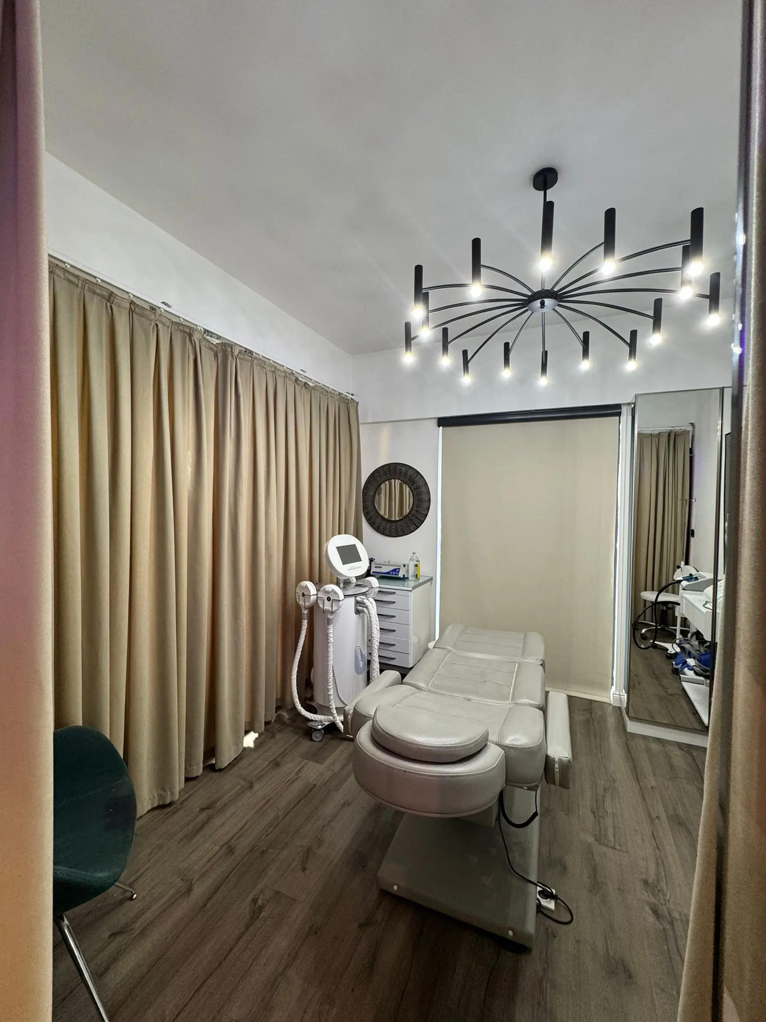 Clinic-provided photograph of Dr Aysu Somunkıran