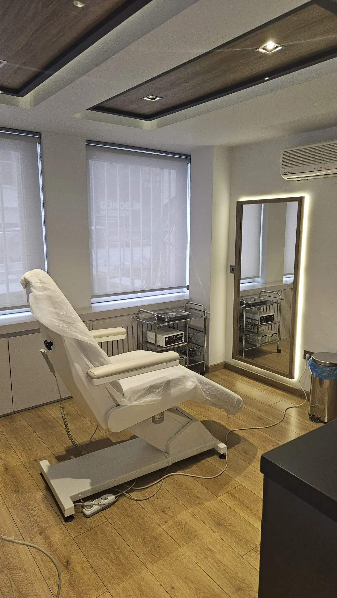 Clinic-provided photograph of Dr Tolga Yener
