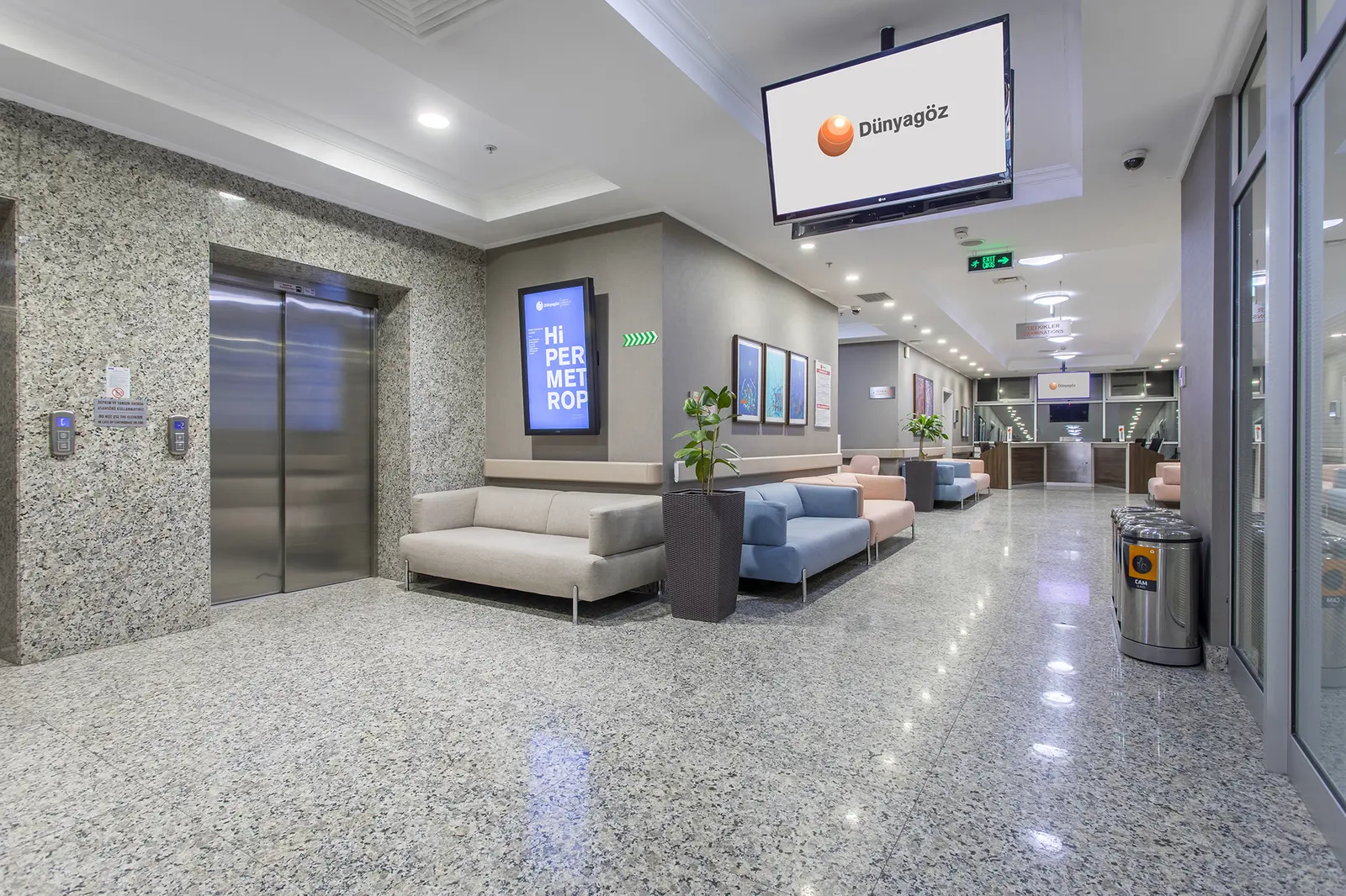 Clinic-provided photograph of Dünya Bursa Eye Hospital