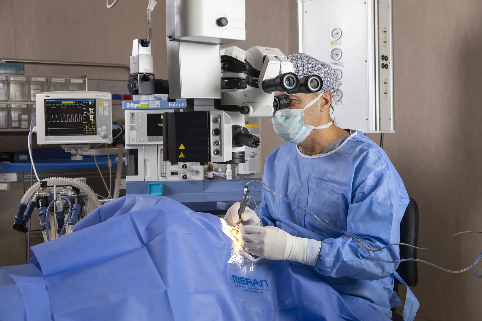Clinic-provided photograph of Dünya Bursa Eye Hospital