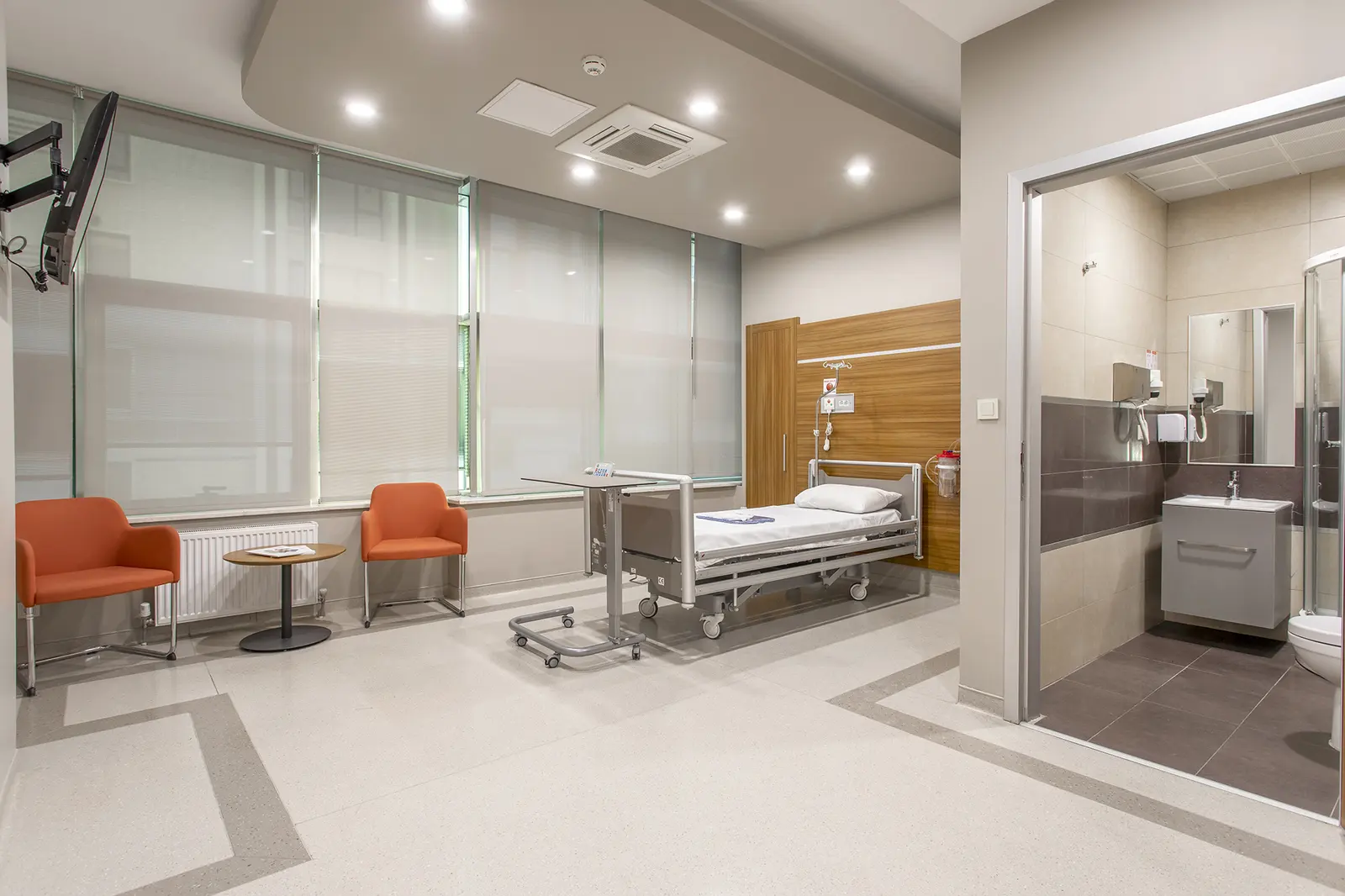 Clinic-provided photograph of Dünya Keçiören Eye Centre