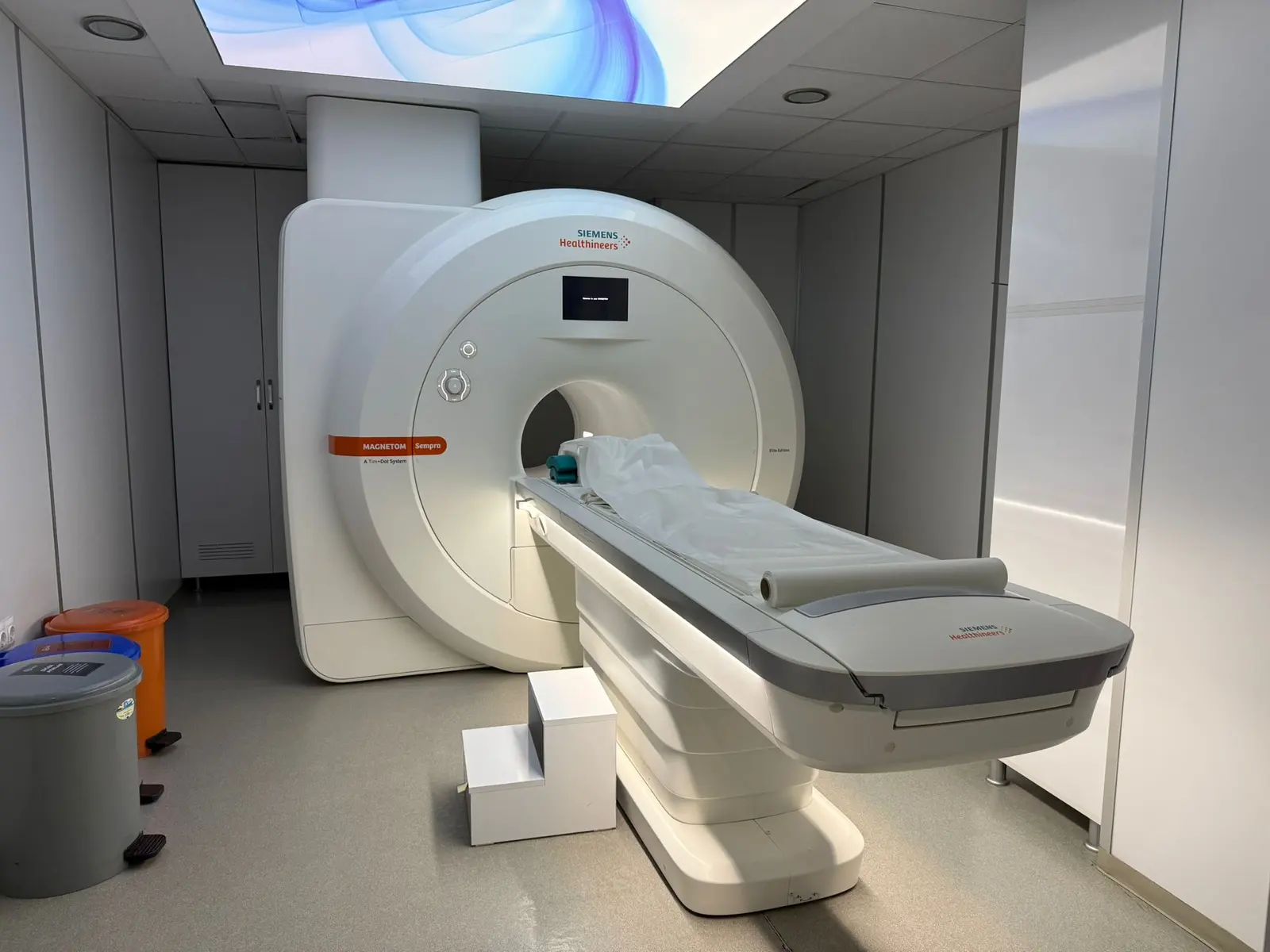 Clinic-provided photograph of Medinova Hospital