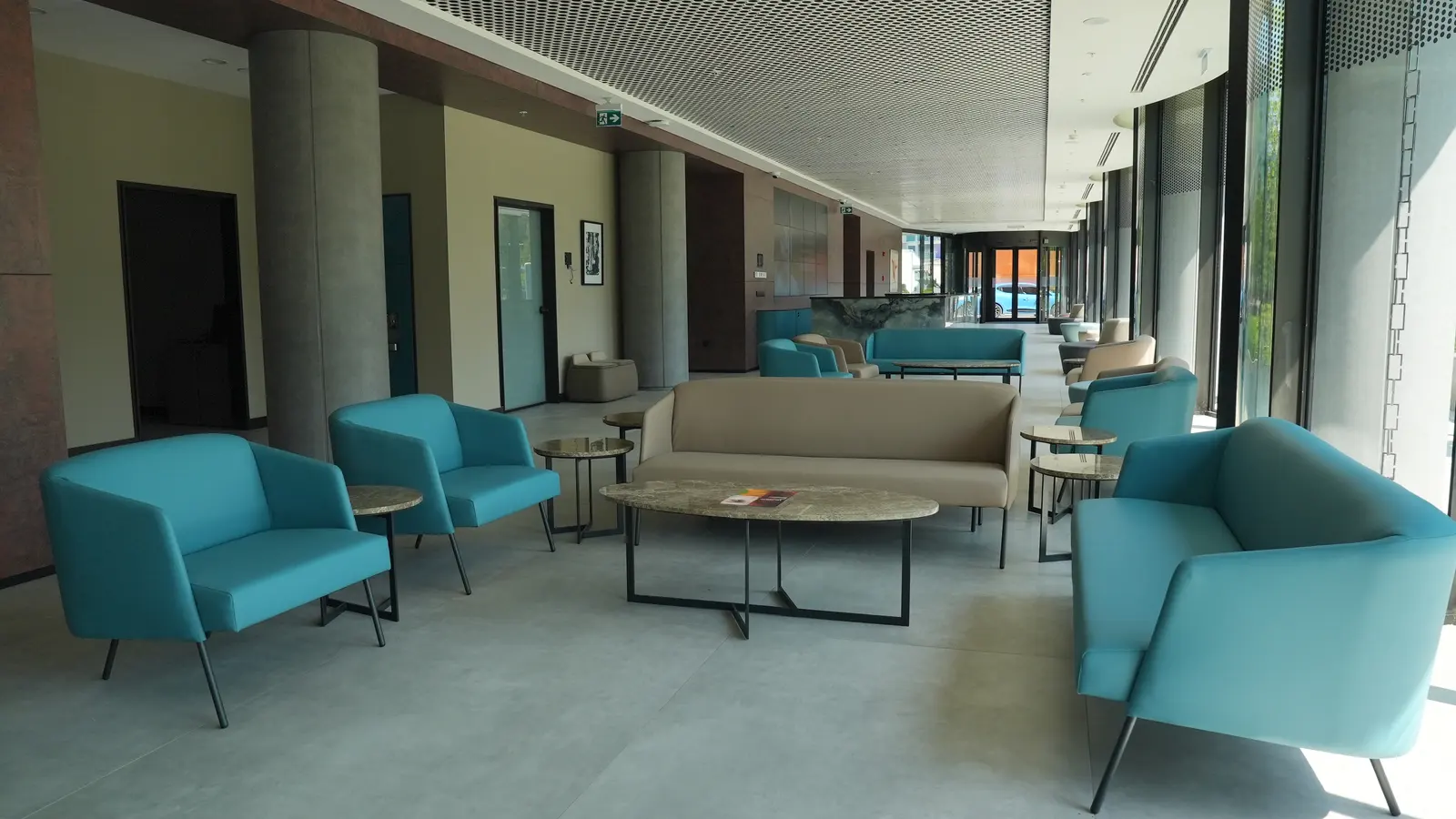 Clinic-provided photograph of Dünyagöz Altunizade Eye Centre