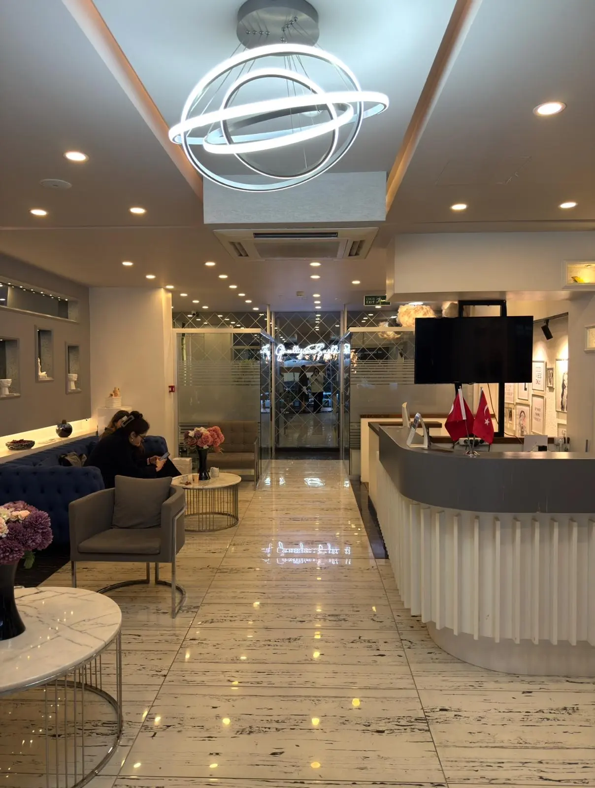 Clinic-provided photograph of Dr Murat İmalı
