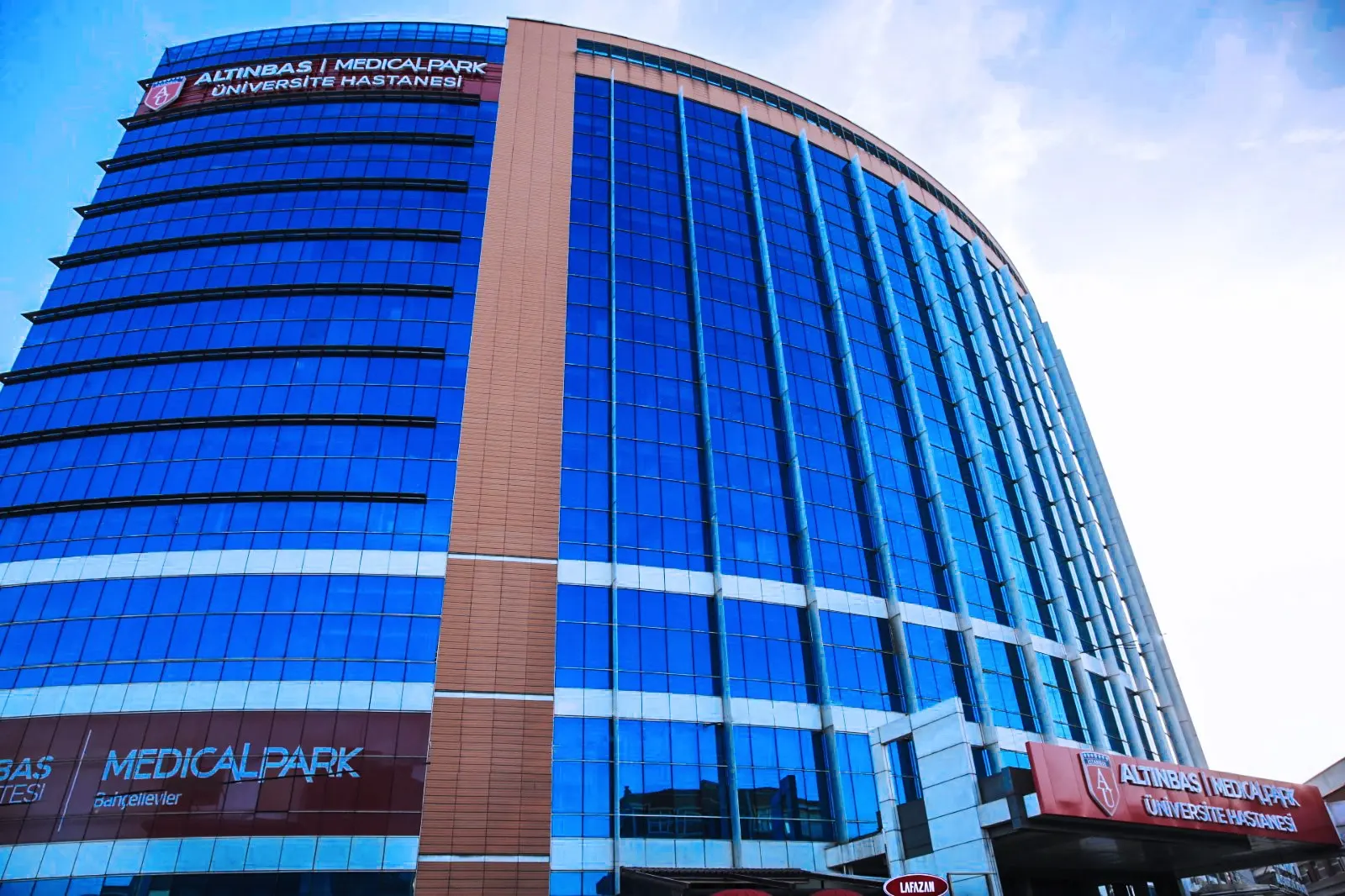 Clinic-provided photograph of Altınbaş Medical Park Bahçelievler