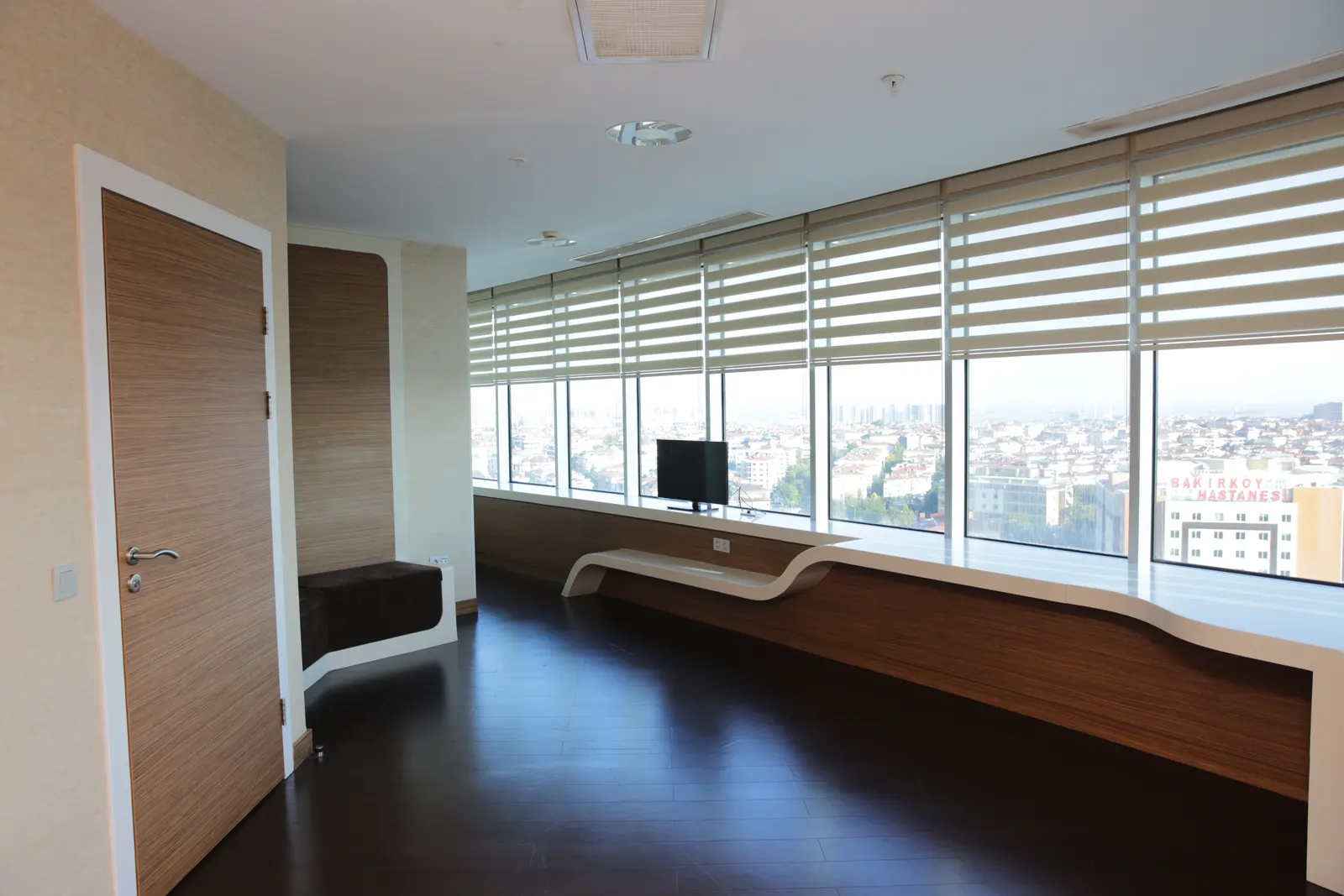 Clinic-provided photograph of Altınbaş Medical Park Bahçelievler