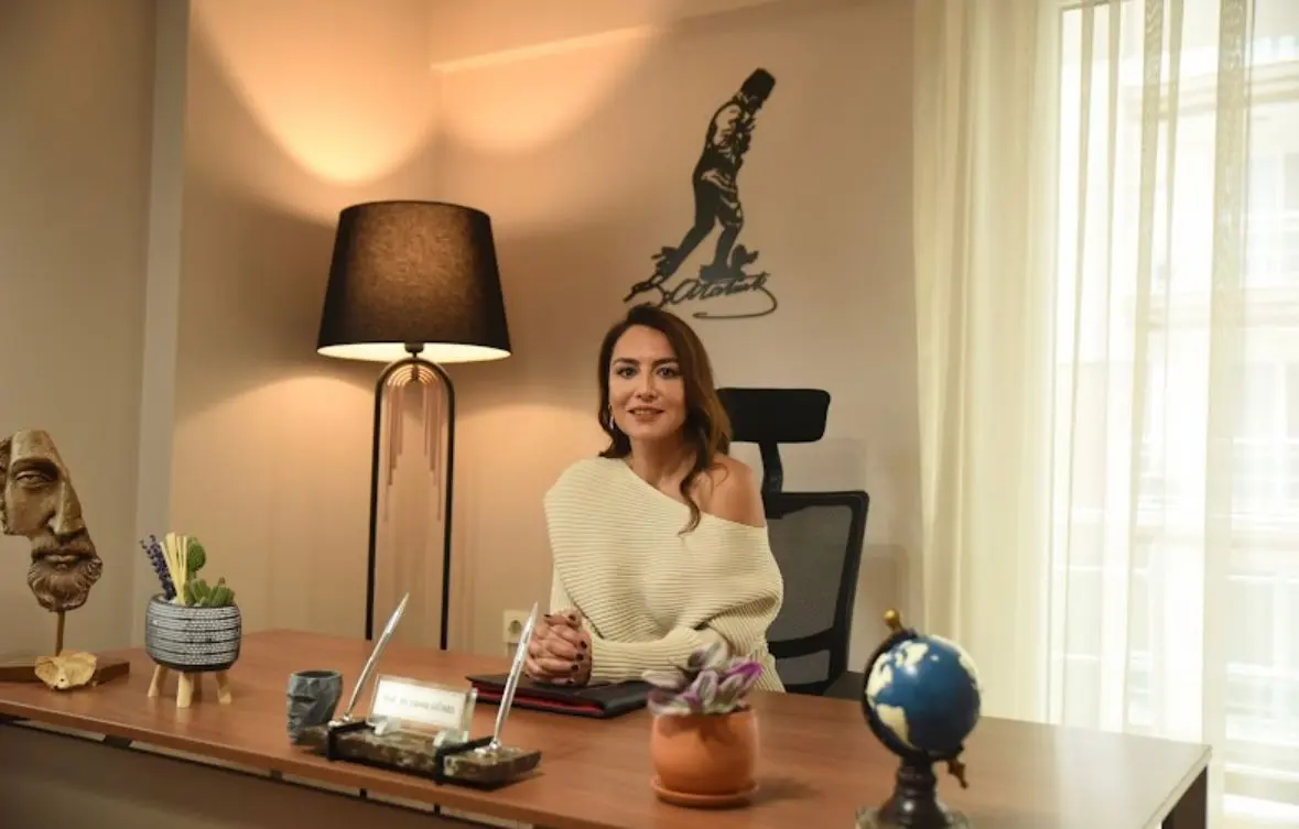 Von der Klinik bereitgestelltes Foto von Prof. Dr. Ceren Günel