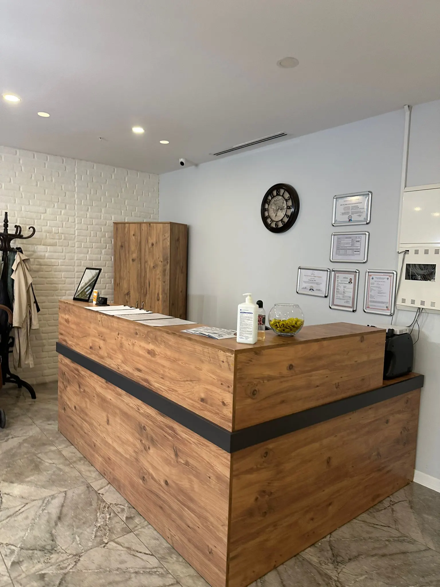 Von der Klinik bereitgestelltes Foto von Dr. Evren Tevfik İşçi