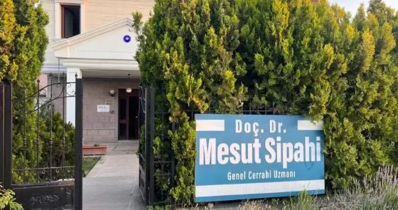 Von der Klinik bereitgestelltes Foto von Assoc. Prof. Dr. Mesut Sipahi