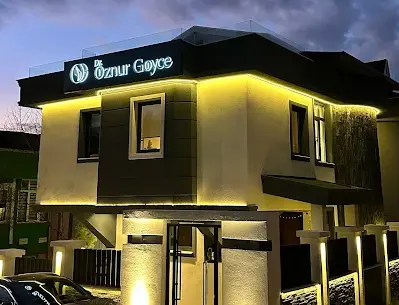 Von der Klinik bereitgestelltes Foto von Dr. Öznur Göyce