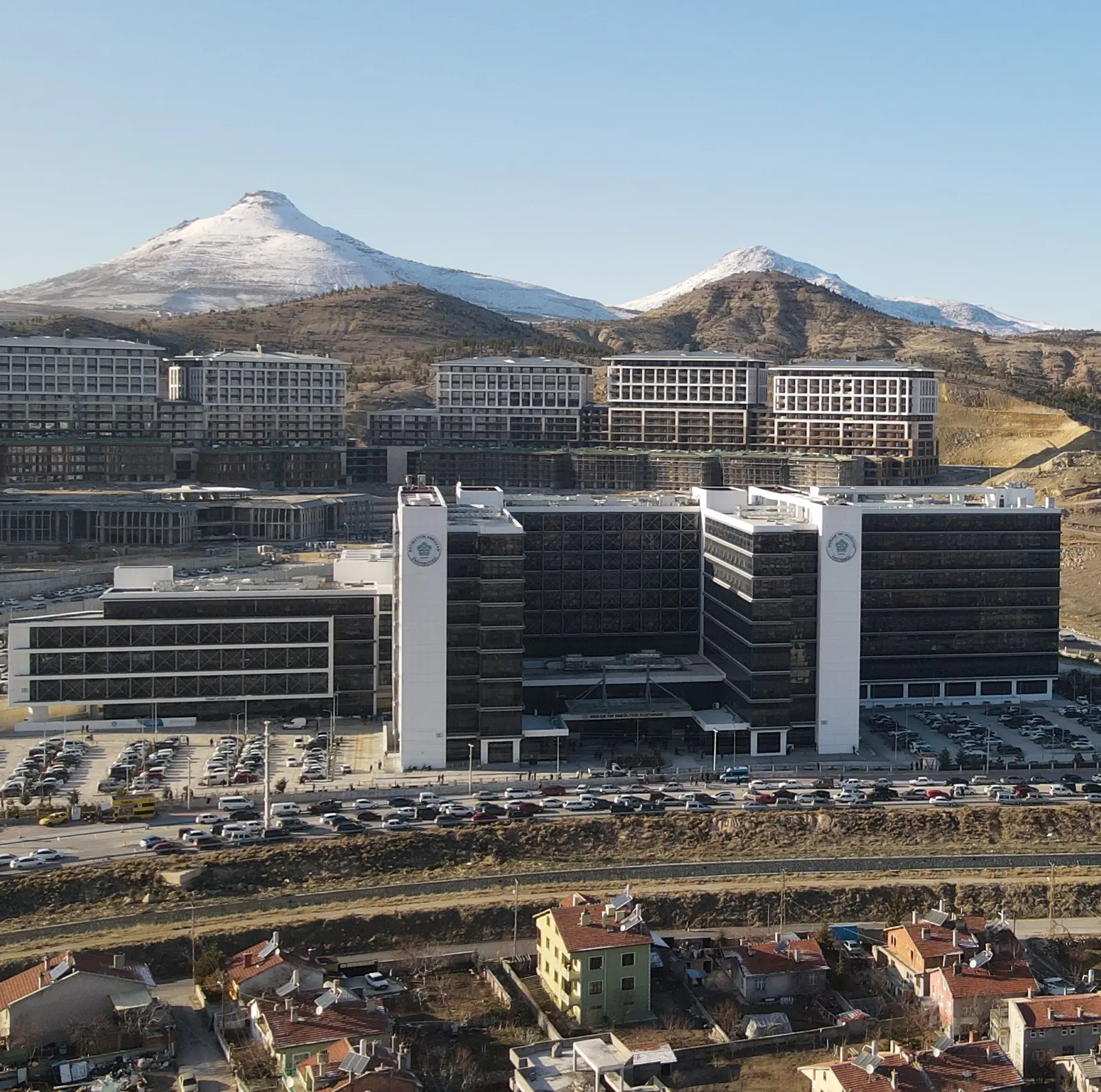 Clinic-provided photograph of N.E.Ü. Meram University Hospital