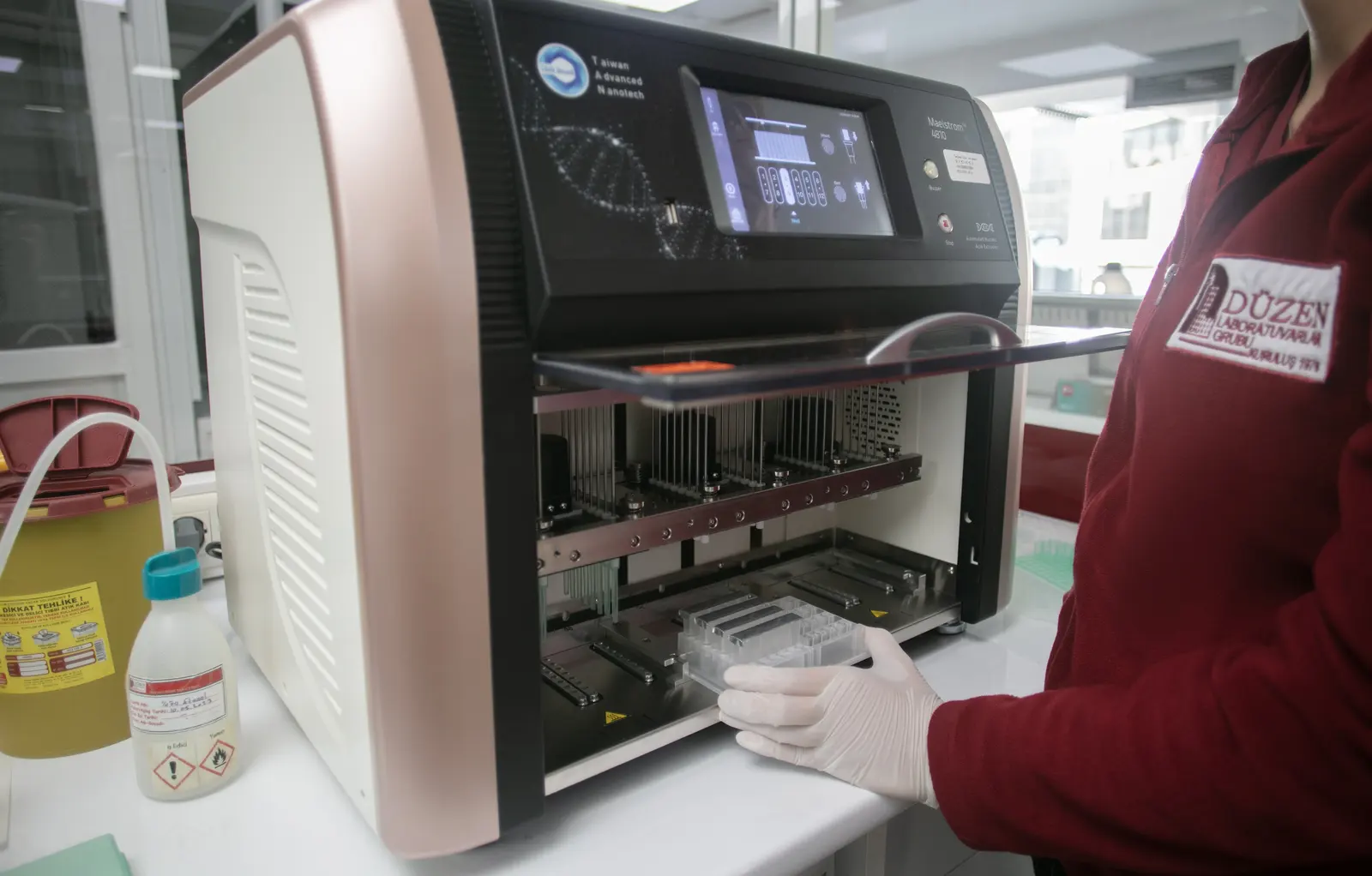 Clinic-provided photograph of Düzen Medical Laboratory