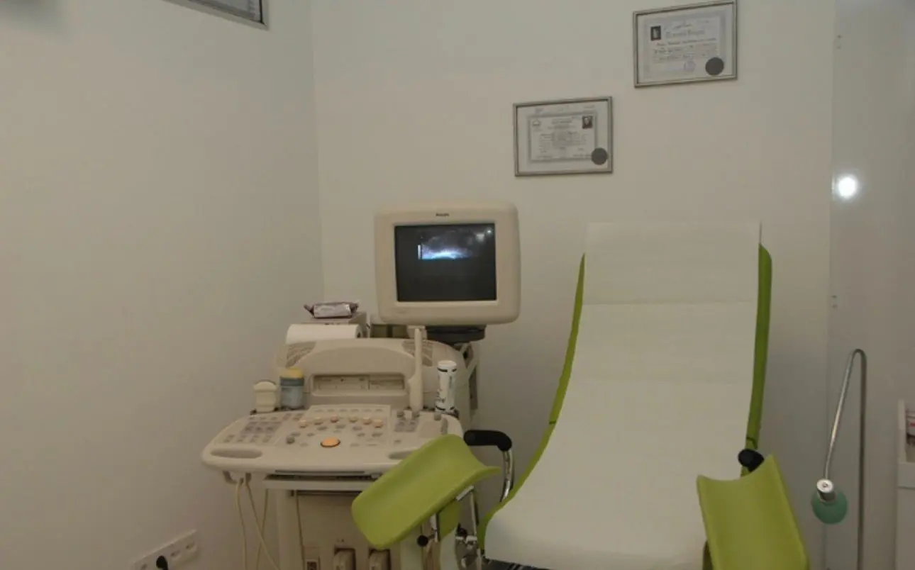 Clinic-provided photograph of Dr Fahri Gurur Polat