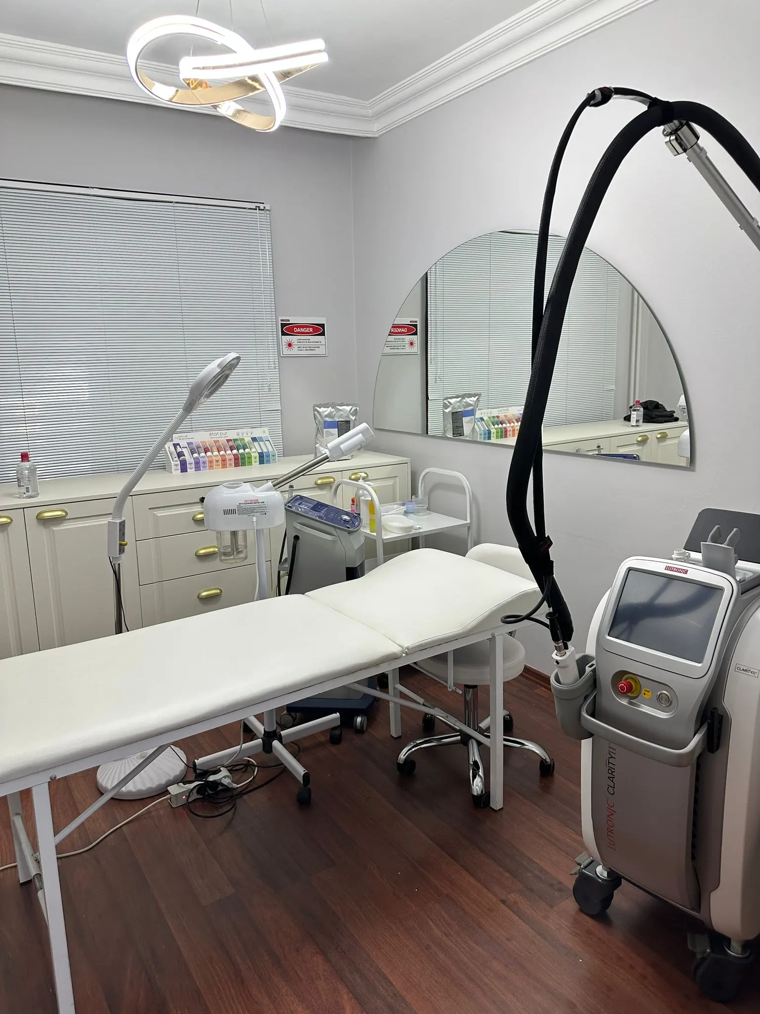 Clinic-provided photograph of Dr Merve Bingöl