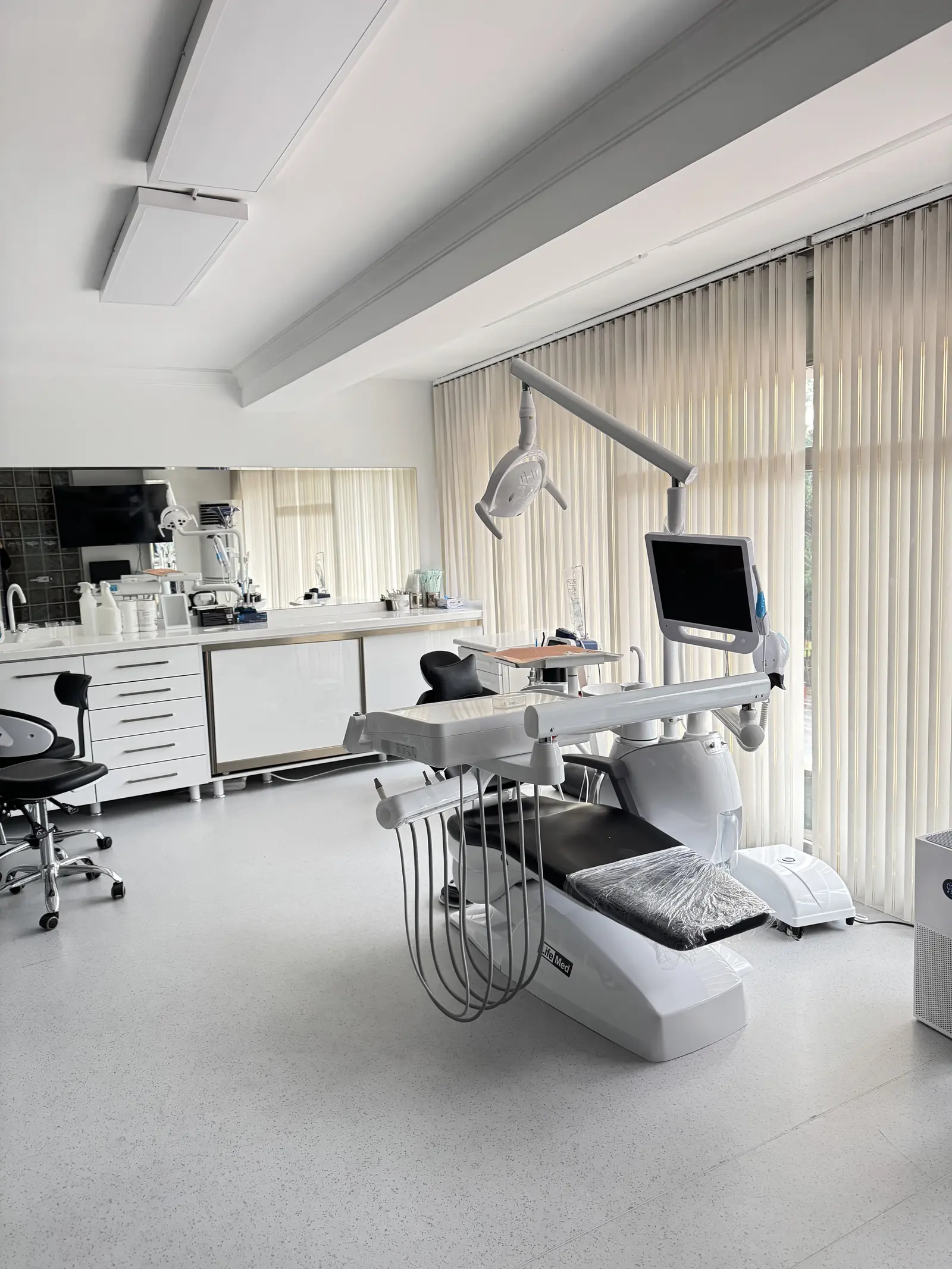 Clinic-provided photograph of İlk Ankara Dental Clinic