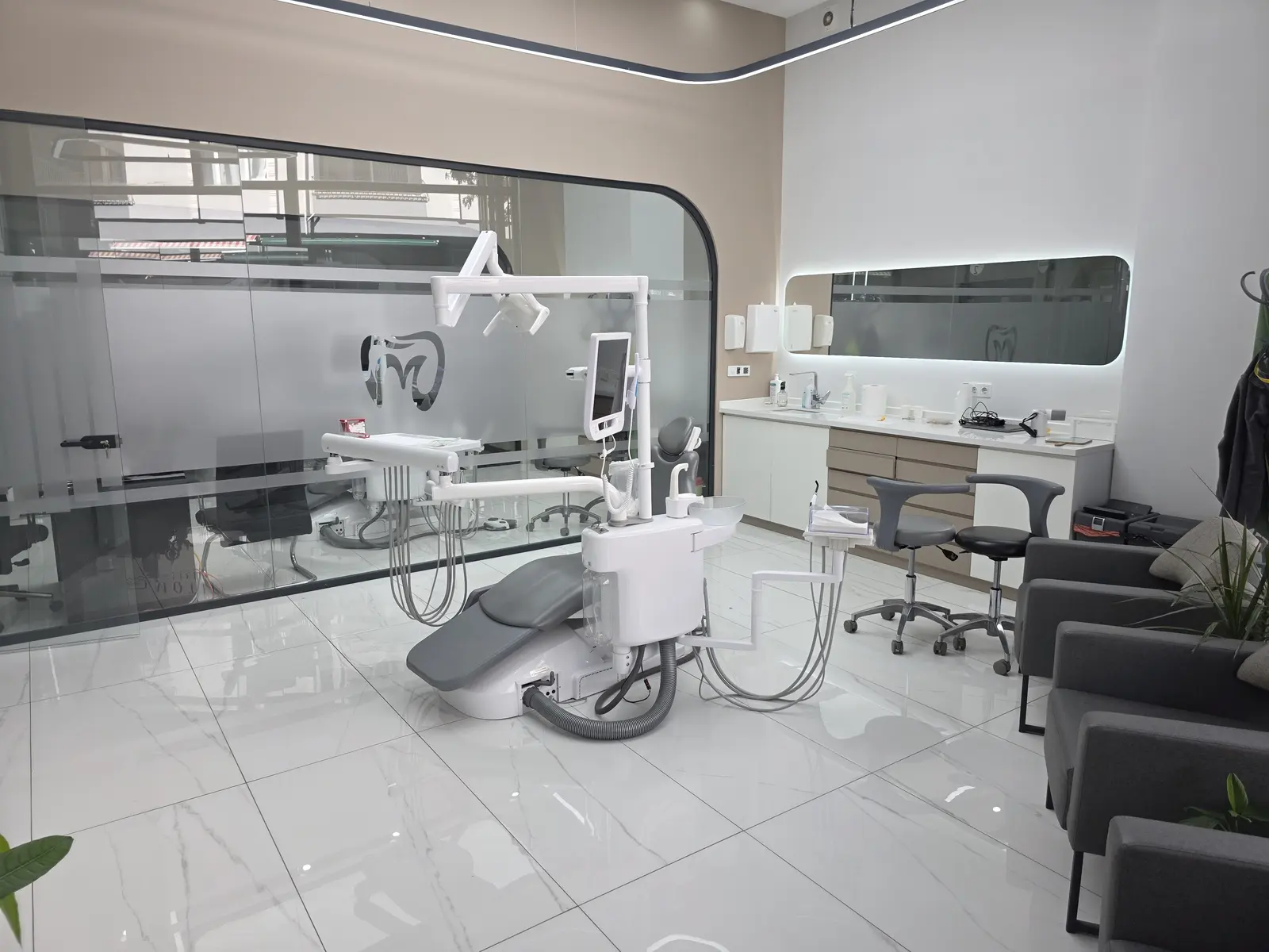 Clinic-provided photograph of Motif Dental Clinic